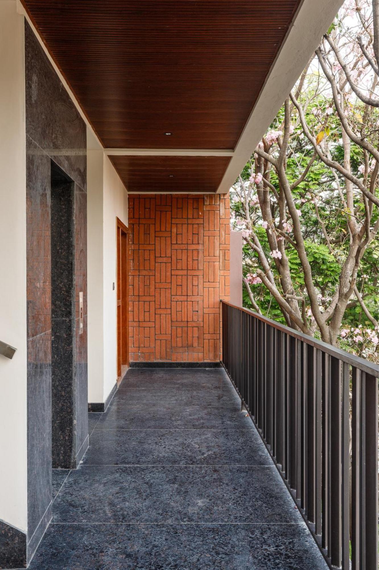 Apartment Bluo Serviced - Koramangala *