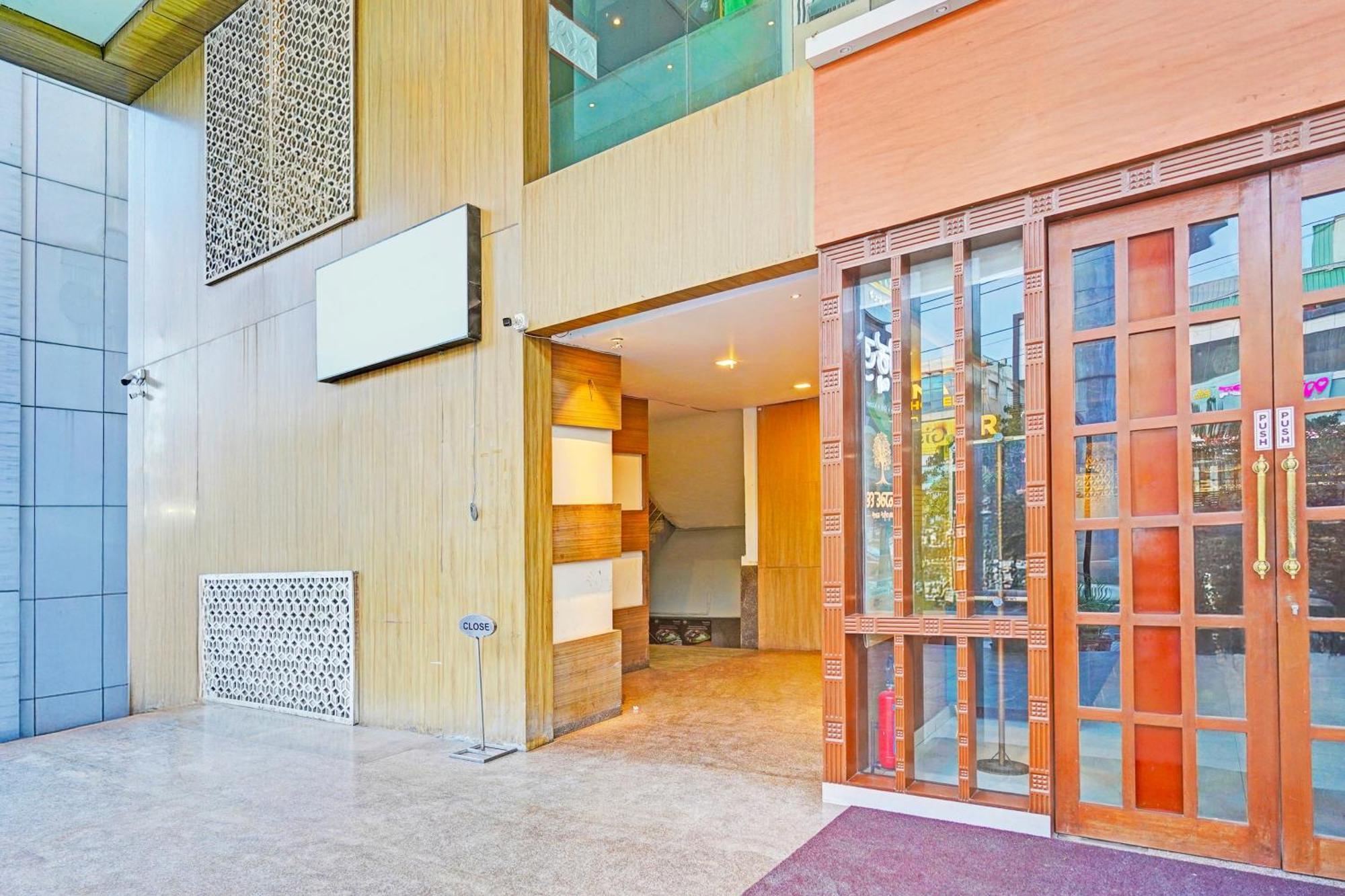 Hotel Super Collection O Marathahalli Formerly Krishna Boutique