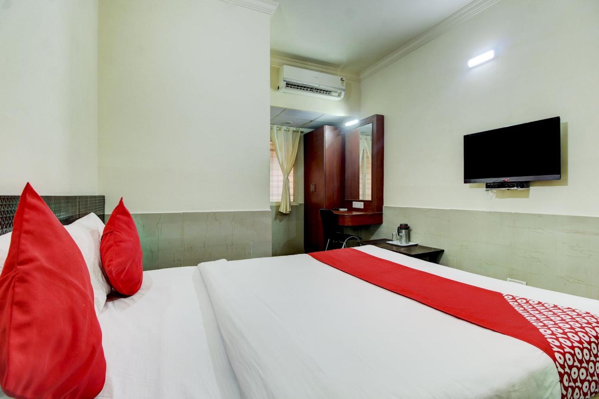 O Nar Comforts Near Ksr Railway Station Hotel