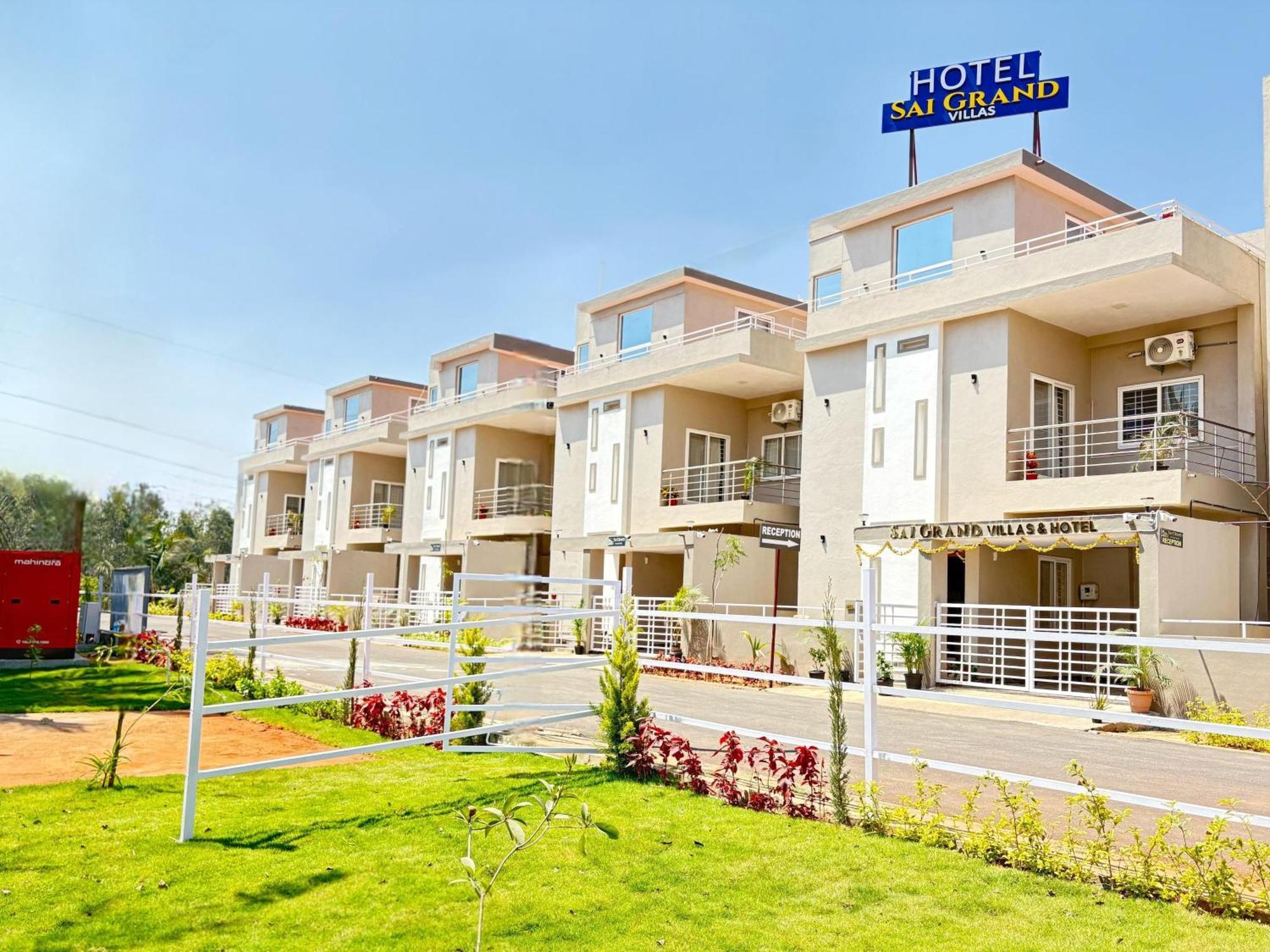 Hotel Sai Grand Near Airport