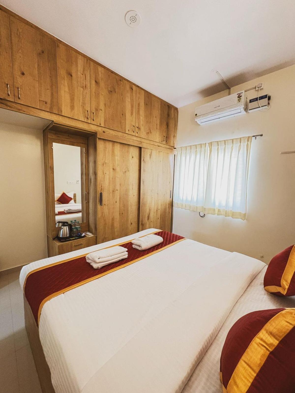 Sai Grand Near Airport Hotel