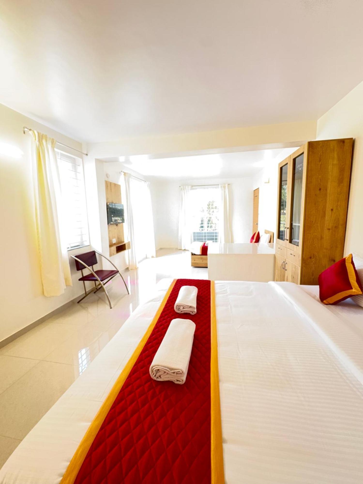 Sai Grand Near Airport Hotel *