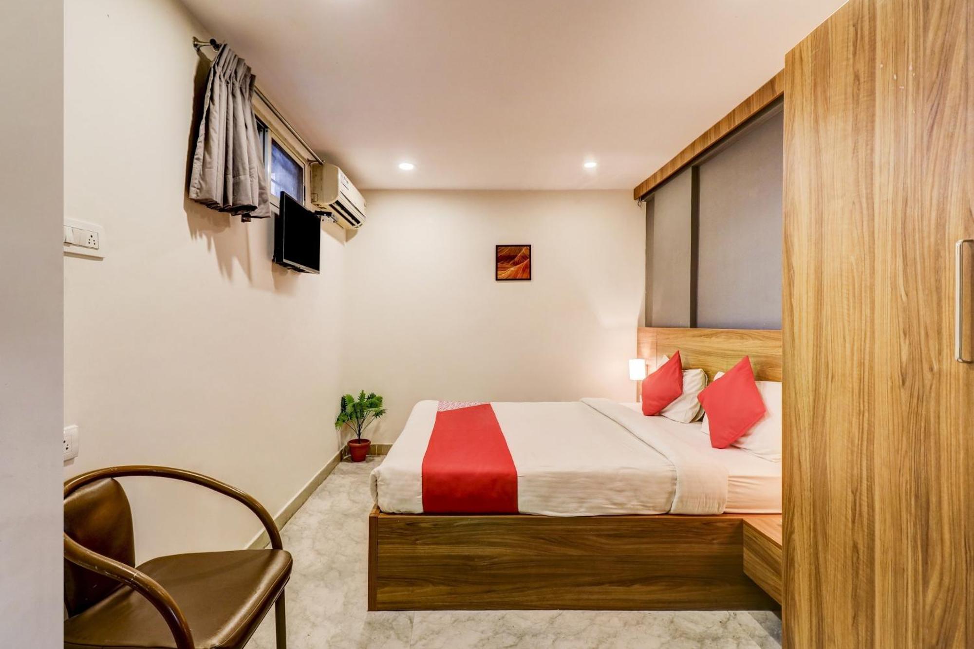 Hotel O Sai Comfoart Bangalore