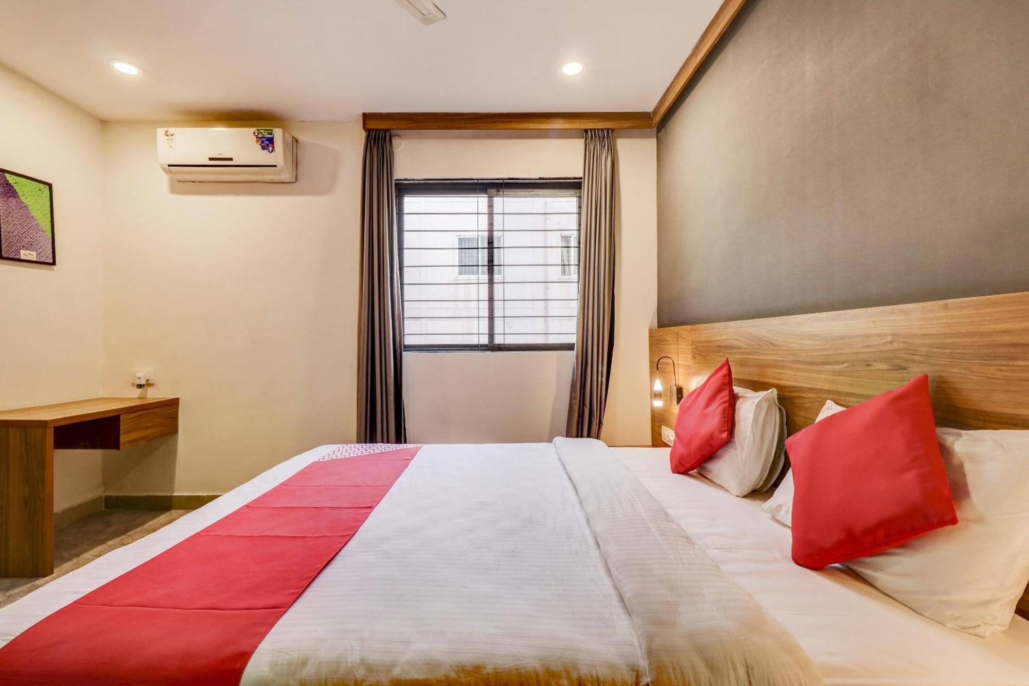 O Sai Comfoart Hotel 3*