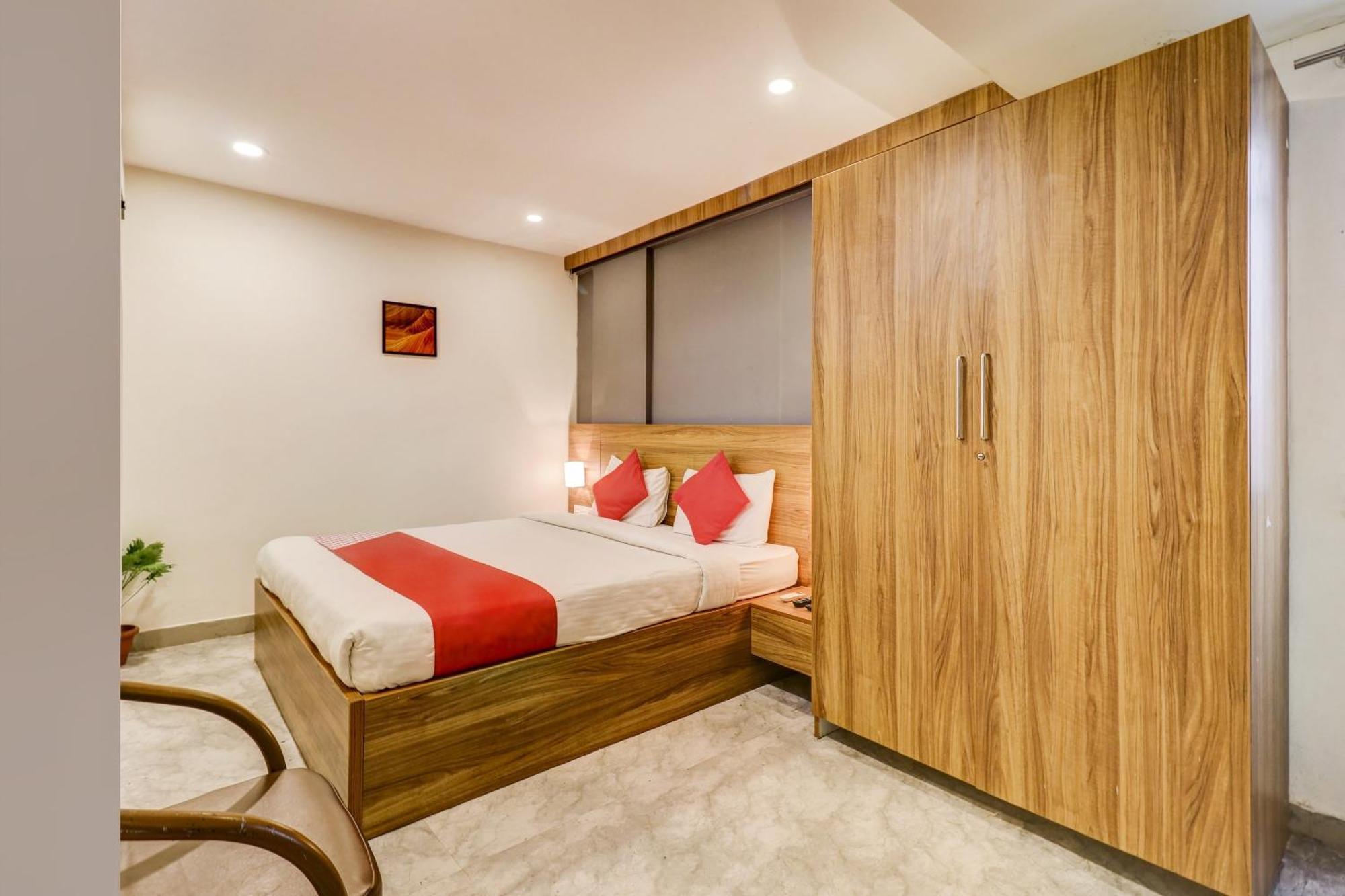 Hotel O Sai Comfoart Bangalore