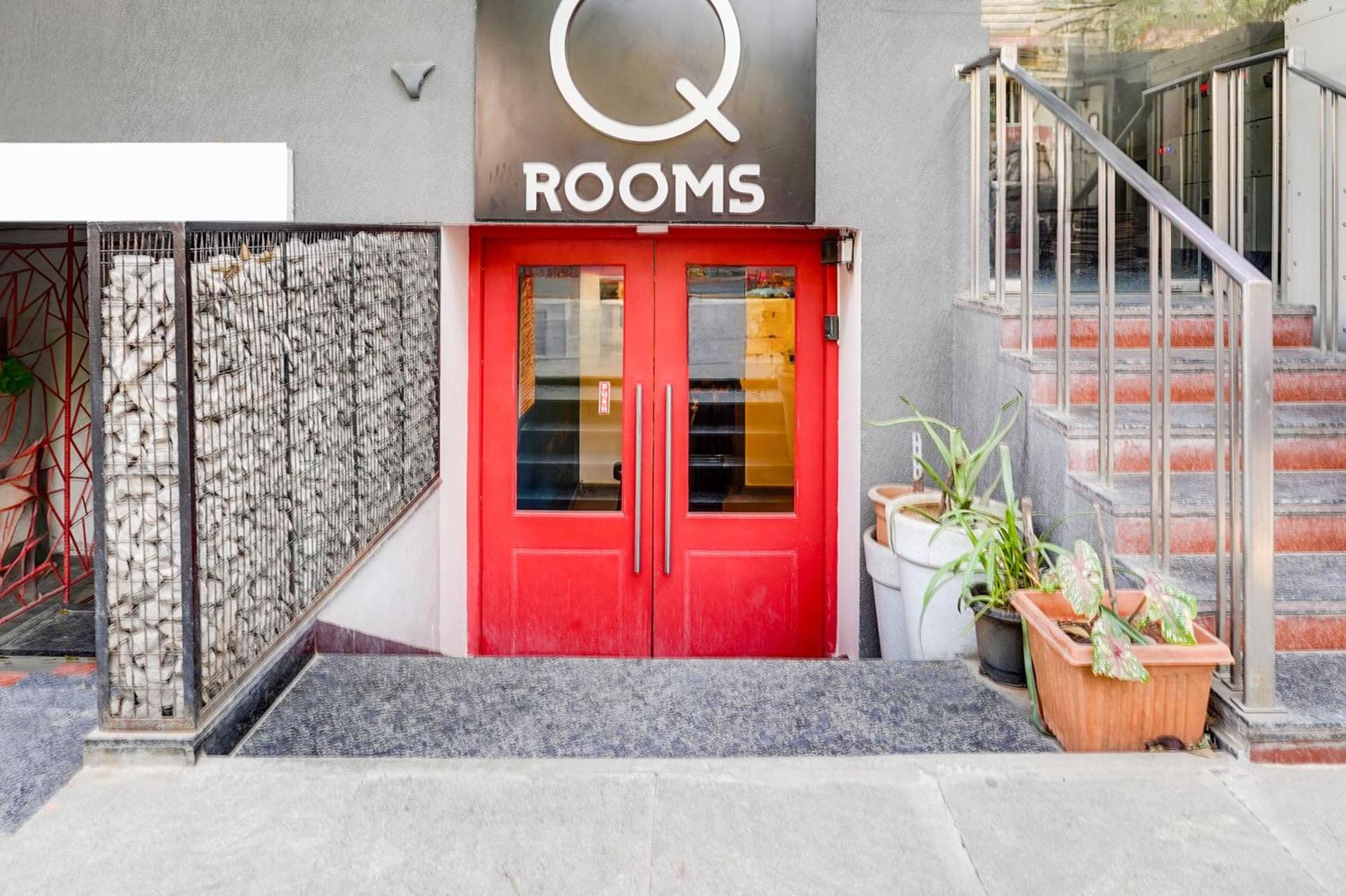 Super Townhouse Btm Layout Near Madiwala Formerly Q Hotel 4*