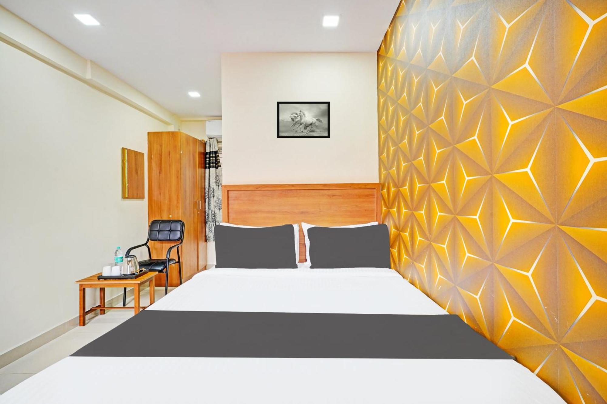 Hotel O Chalukya Comfort 3*