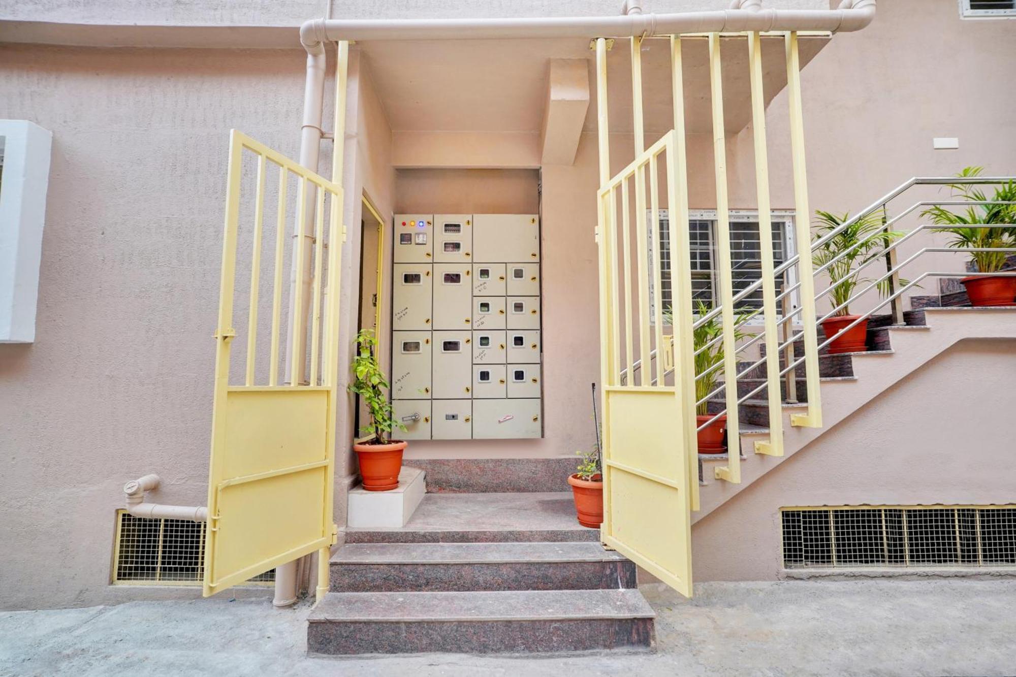 O Chalukya Comfort Bangalore