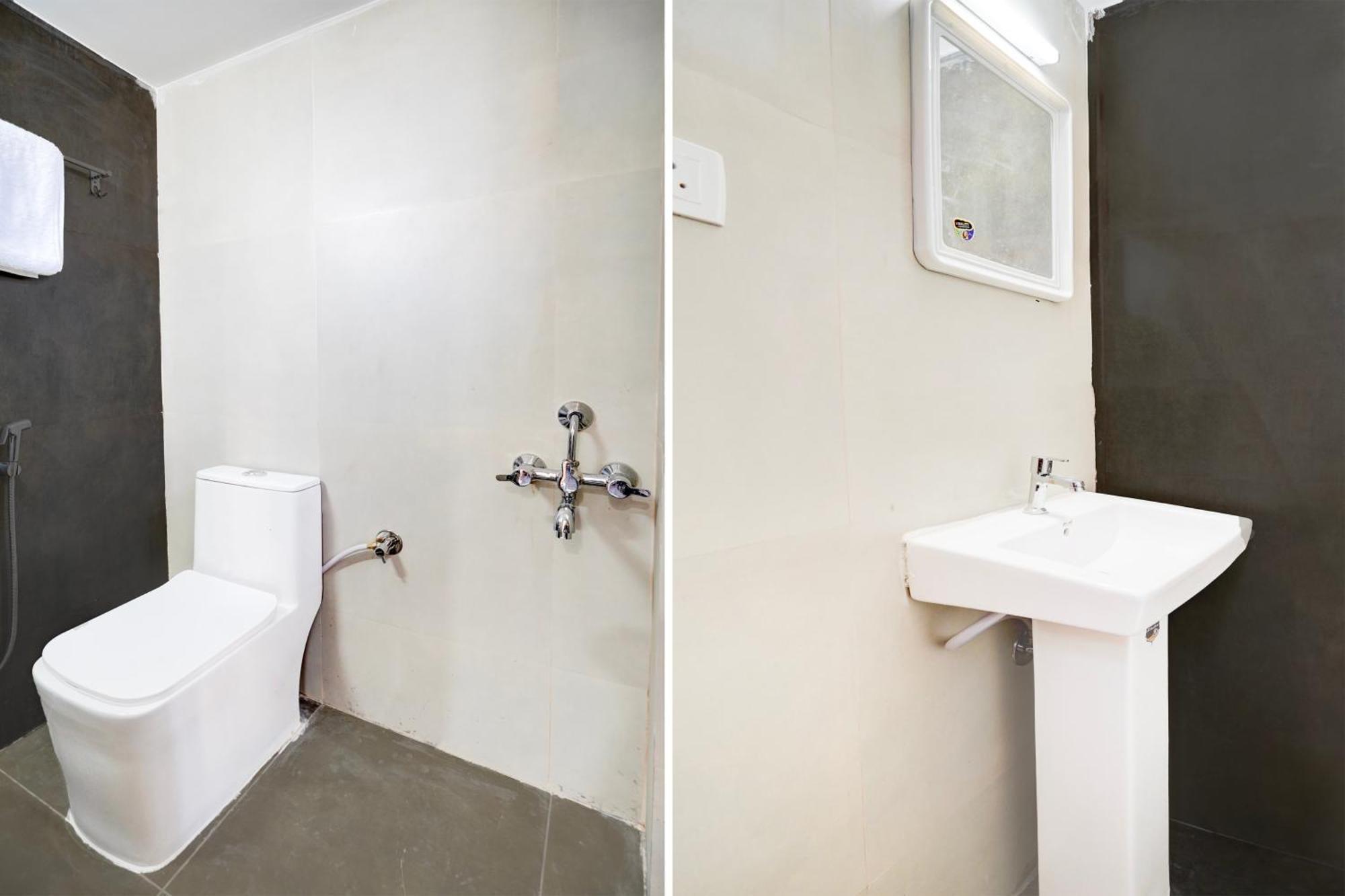 Hotel Super Collection O K R Puram Near Siddhivinayaka Temple *
