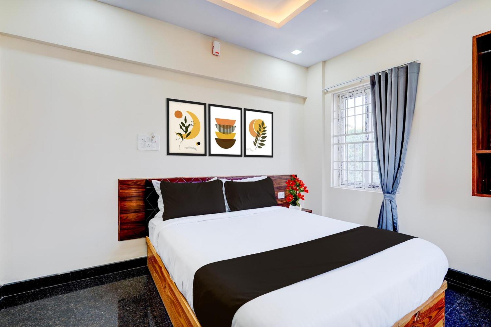 Hotel Super Collection O K R Puram Near Siddhivinayaka Temple