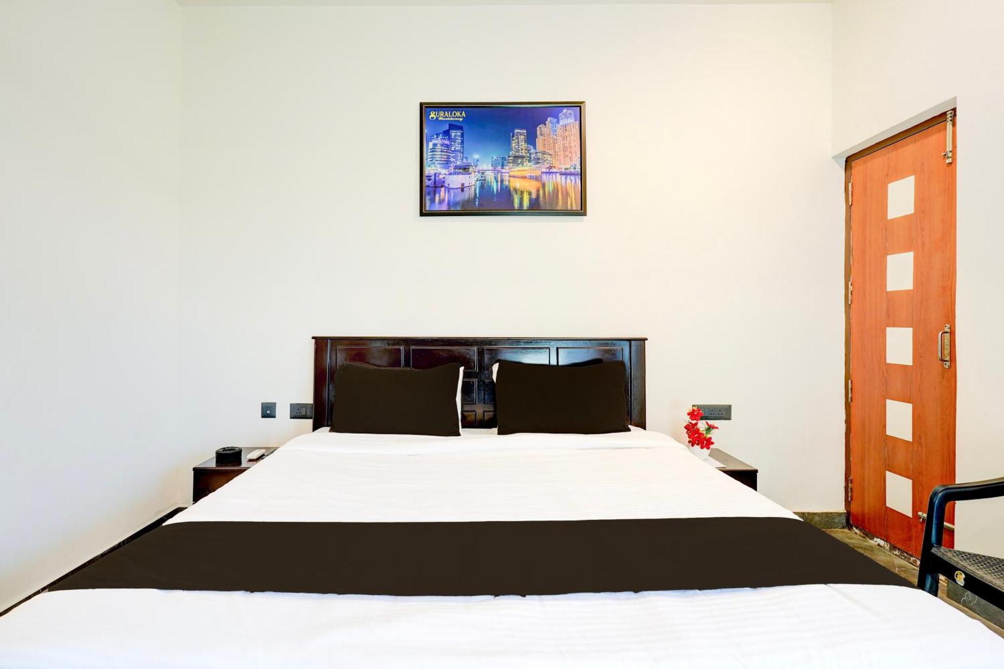 Hotel O Devangothi Railway Station Banglore *