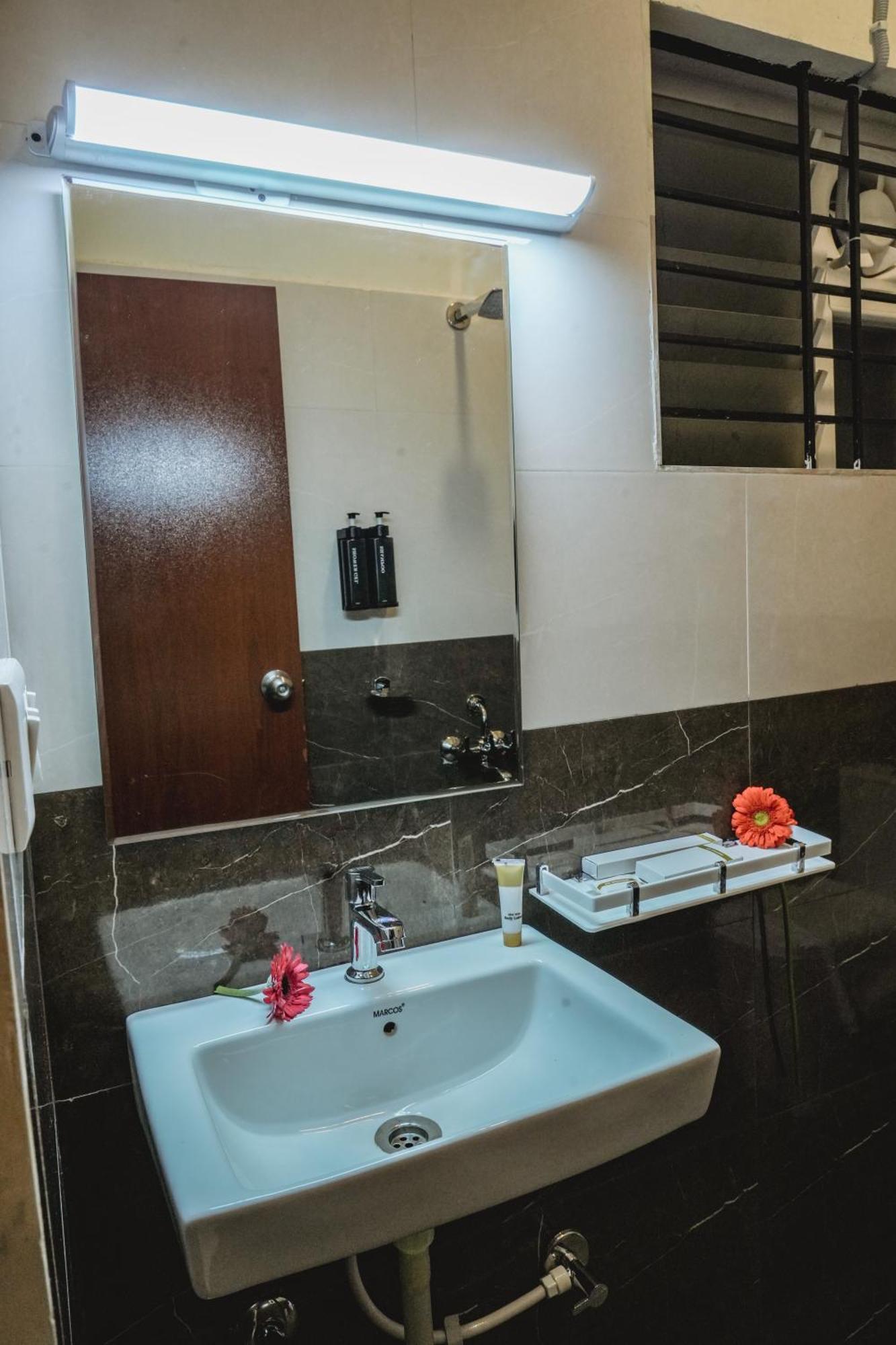 Merry Luxe Near Kempegowda International Airport Bangalore