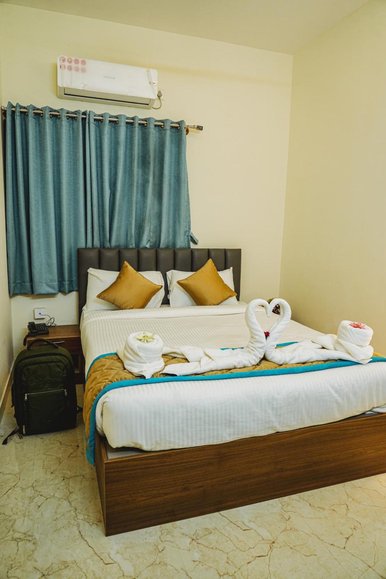 Hotel Merry Luxe Near Kempegowda International Airport