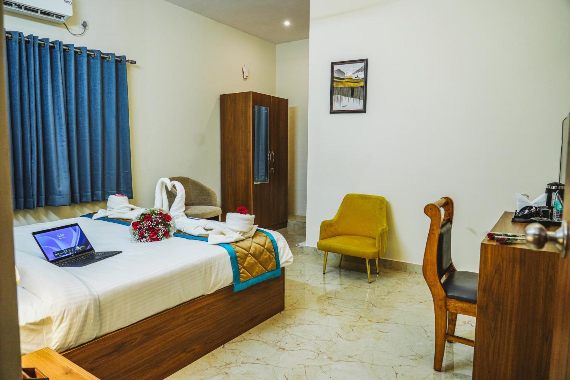 Hotel Merry Luxe Near Kempegowda International Airport Bangalore