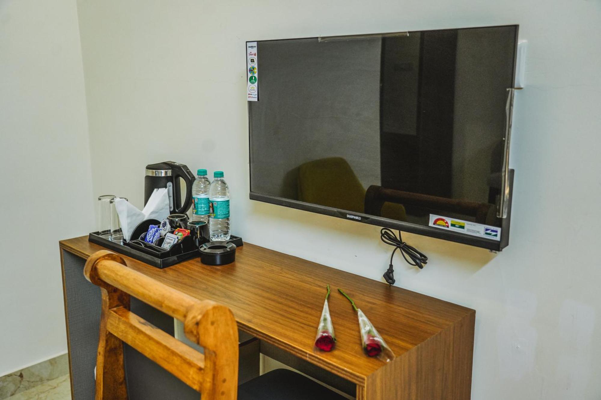 Merry Luxe Near Kempegowda International Airport Hotel 3*