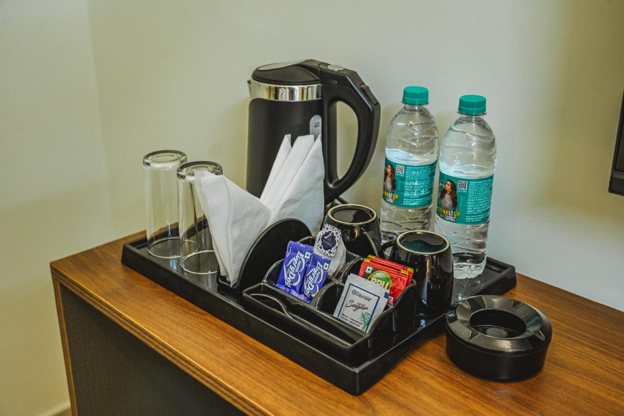 Merry Luxe Near Kempegowda International Airport Hotel Bangalore