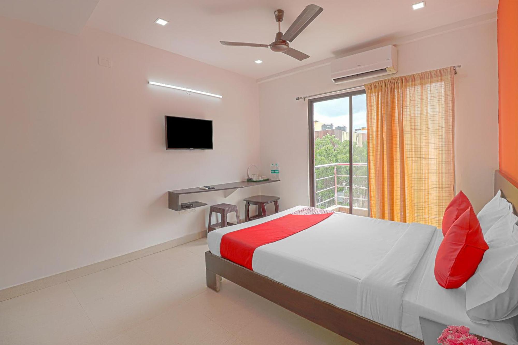 Super O Blooms Residency Near Baiyappanahalli Metro Station 4*