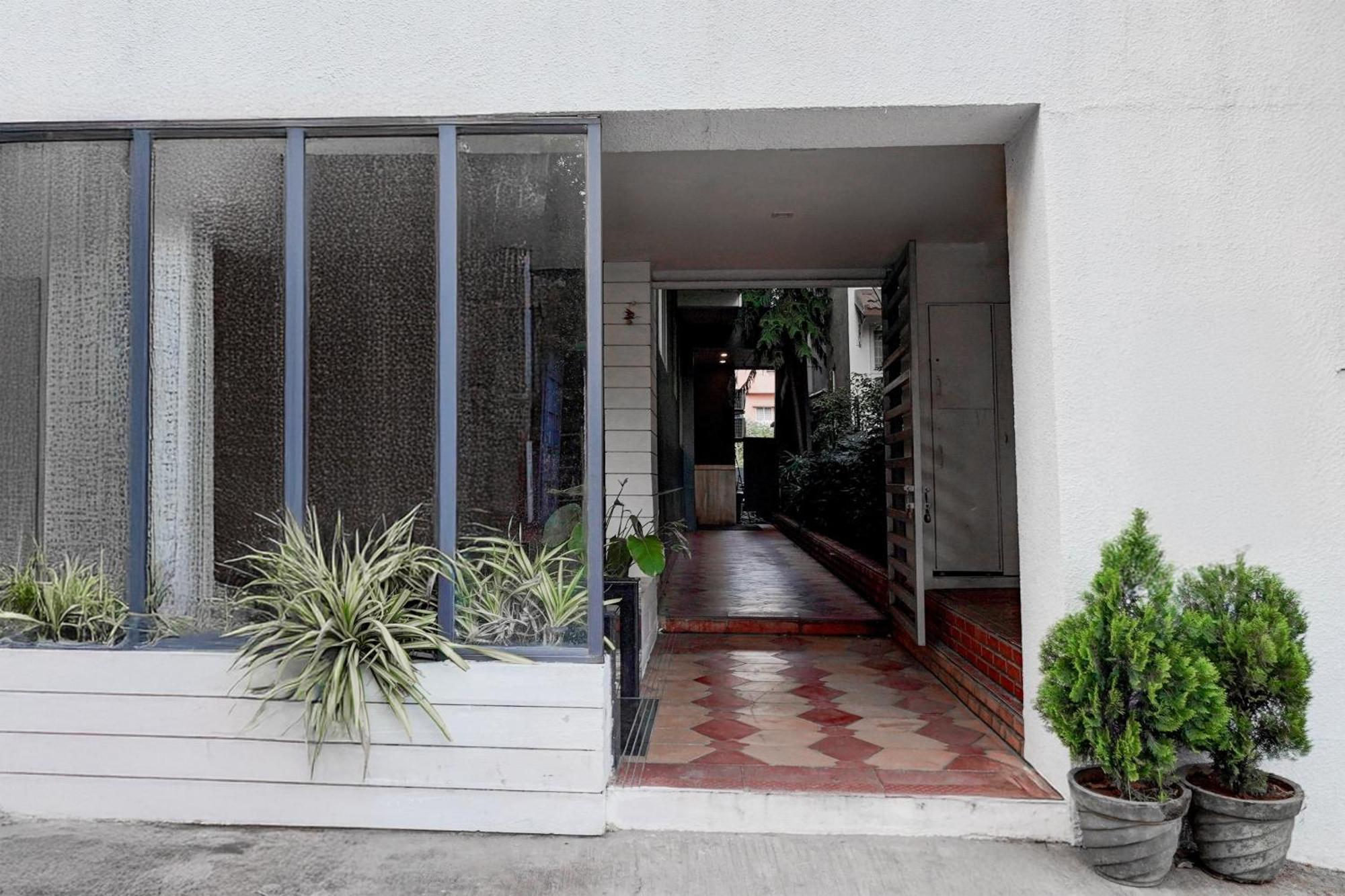 Super Townhouse Kanakpura Road Formerly Panchavati Comforts 3*