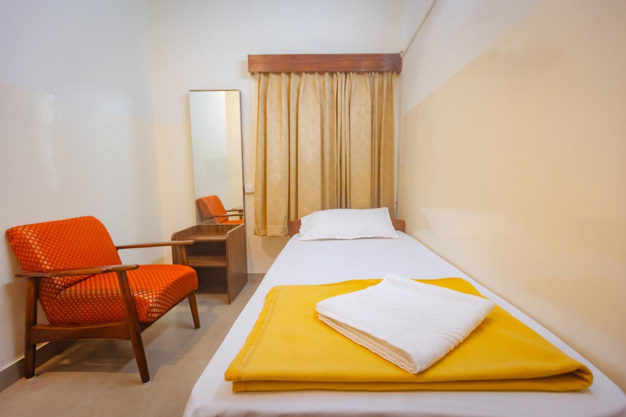 Sri Ramakrishna Hotel