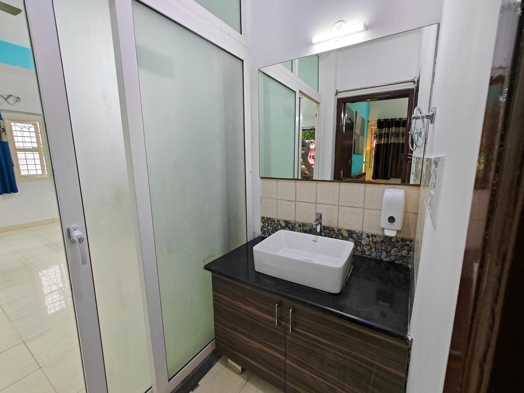Apartment Sampada *
