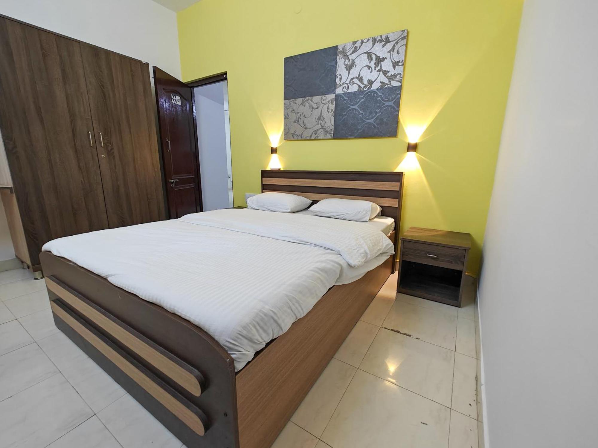 Apartment Sampada *