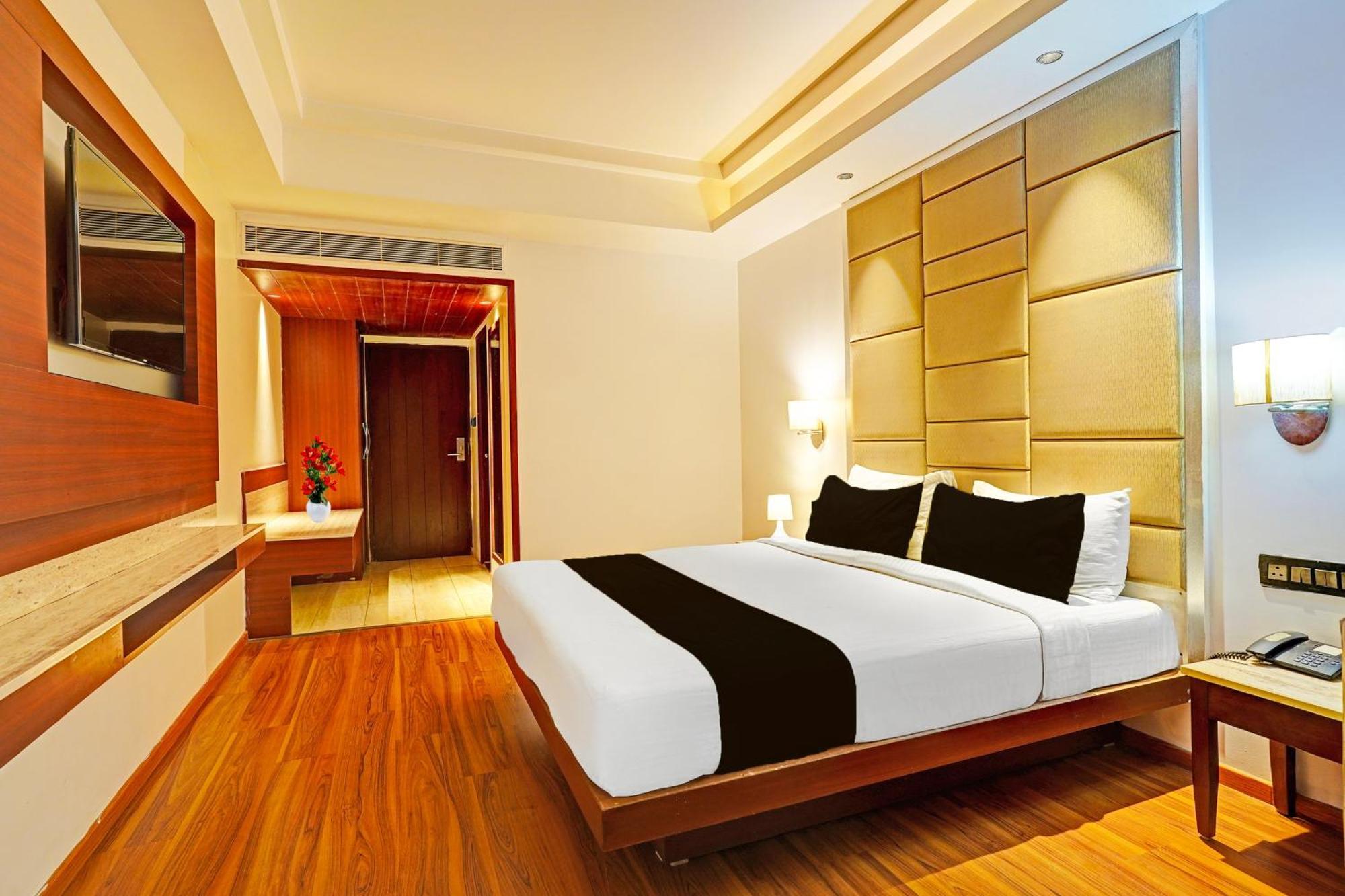 Super Collection O Marathahalli Formerly Krishna Boutique 3* Bangalore