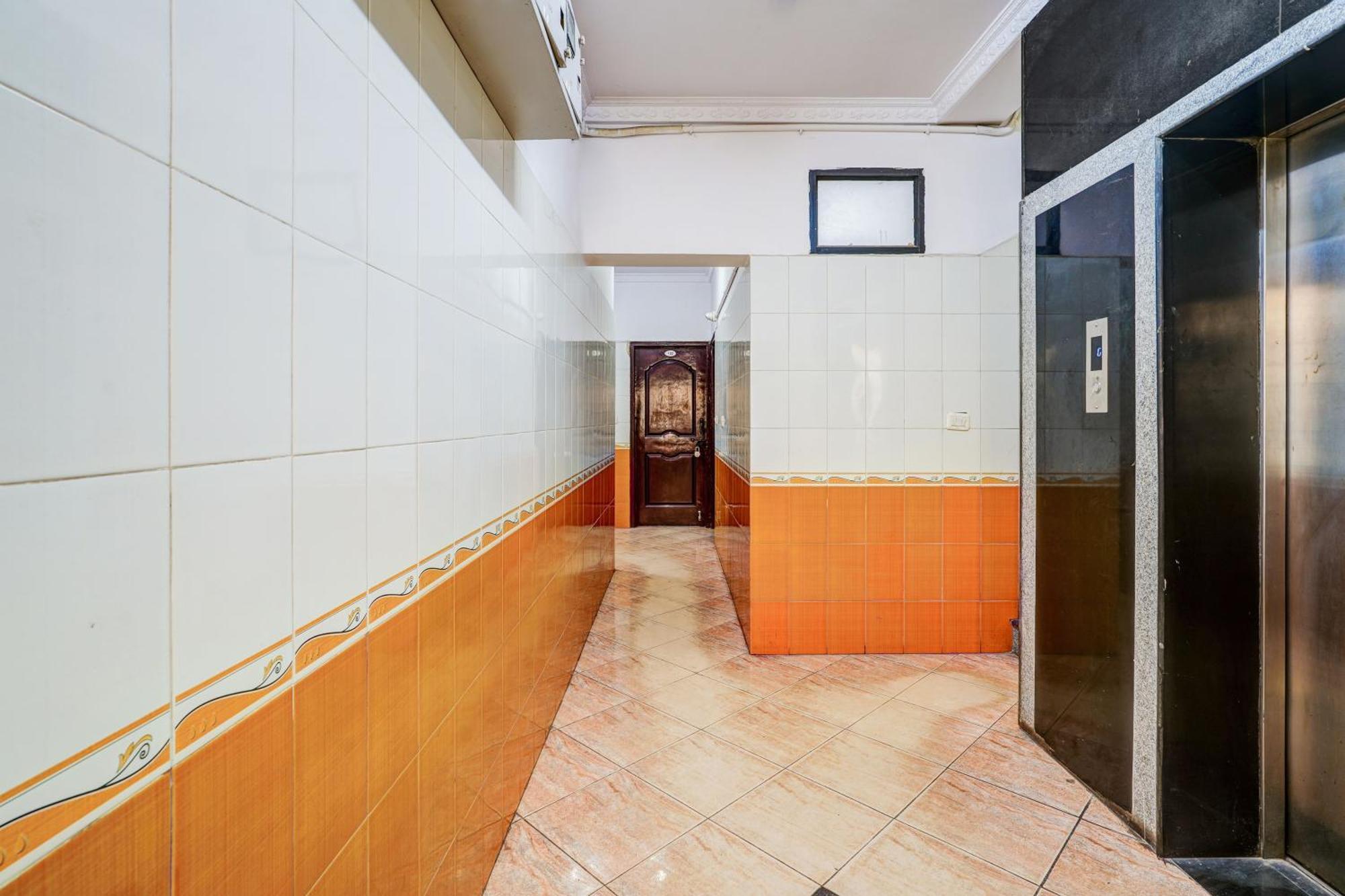 Hotel Super Collection O Yeshwantpur Formerly Sunder Nivas