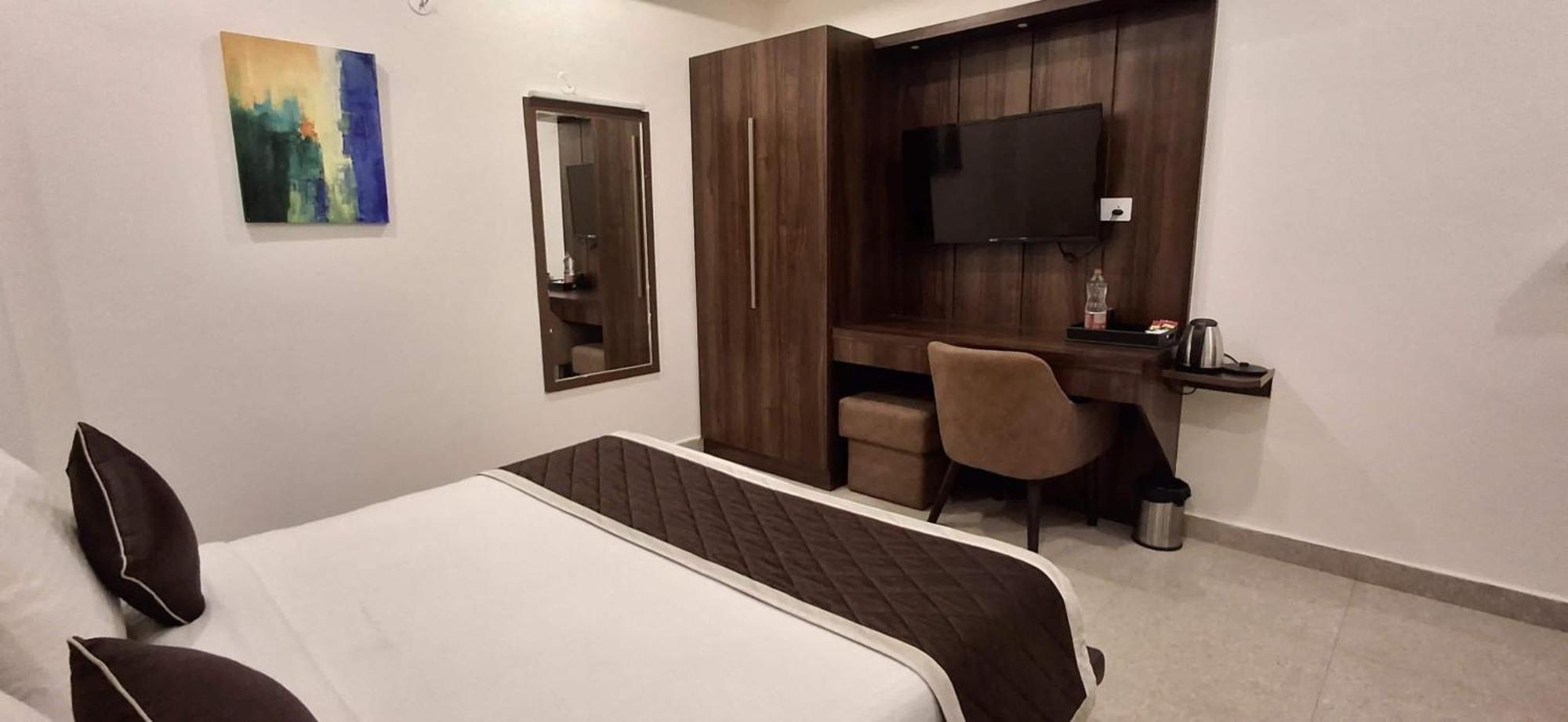 O Phoenix Comforts 3* Bangalore