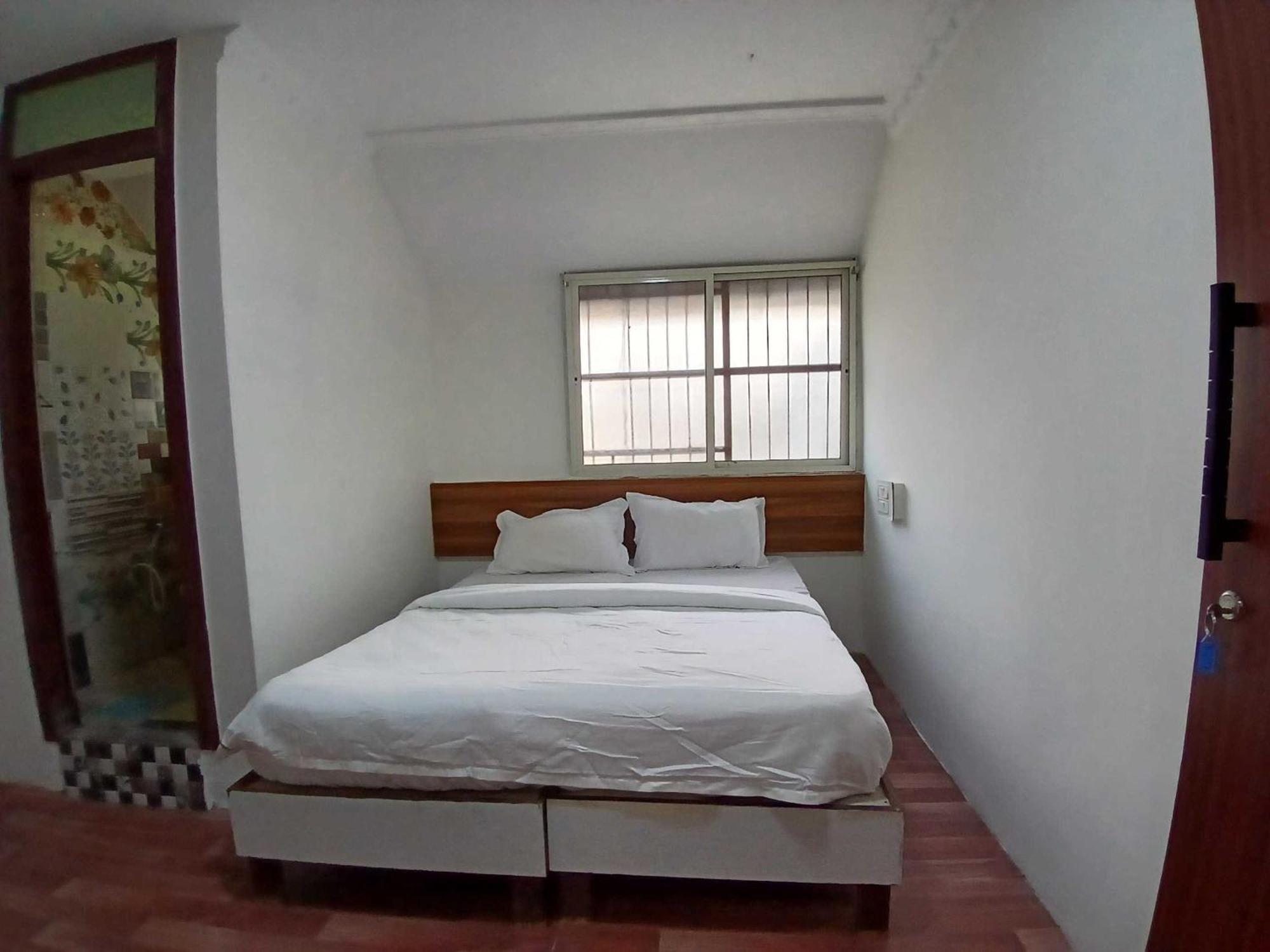 Hotel O Vishranthi Comforts Bangalore