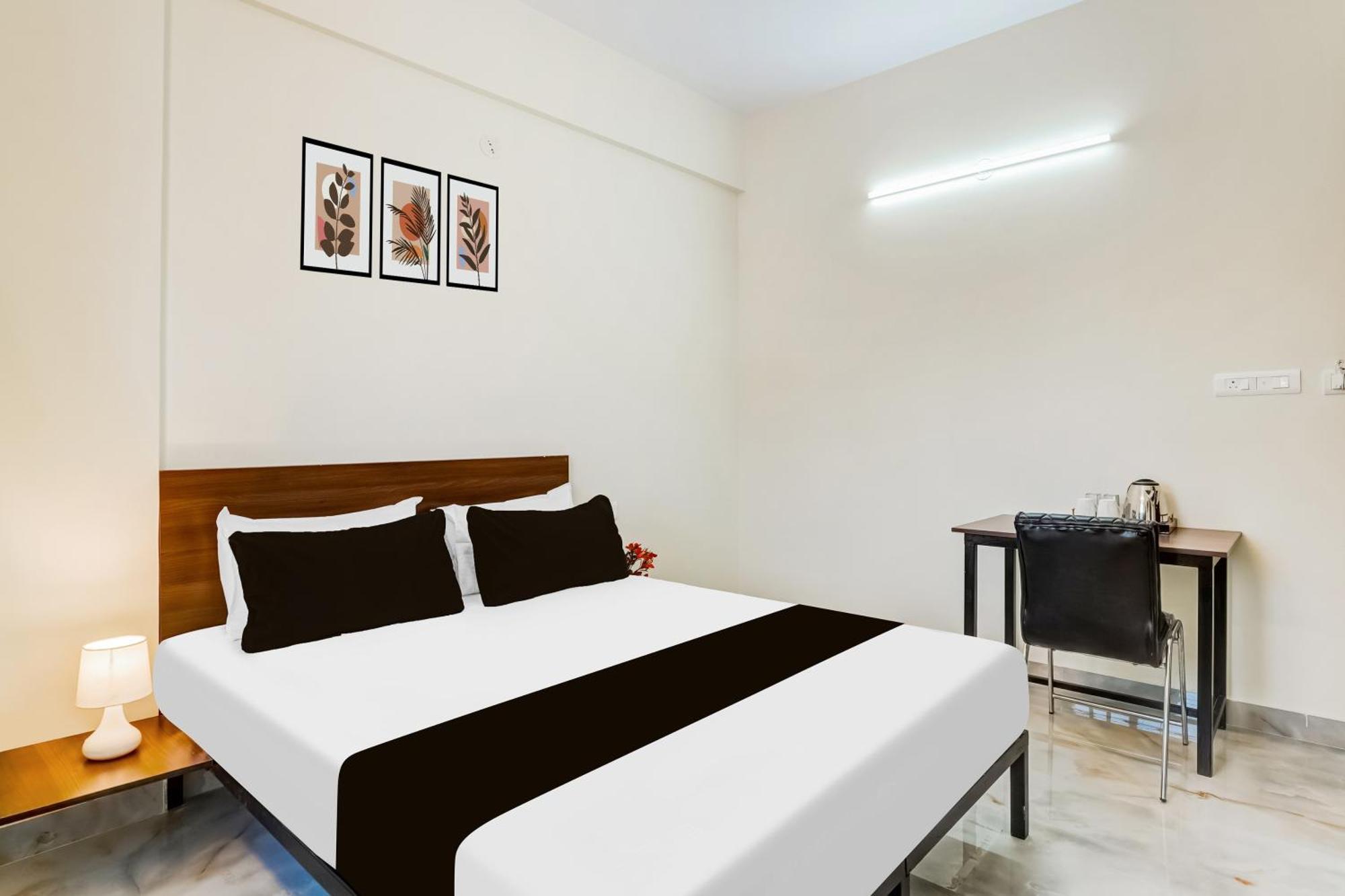 Hotel Super Townhouse Hennur Prakruthi Layout