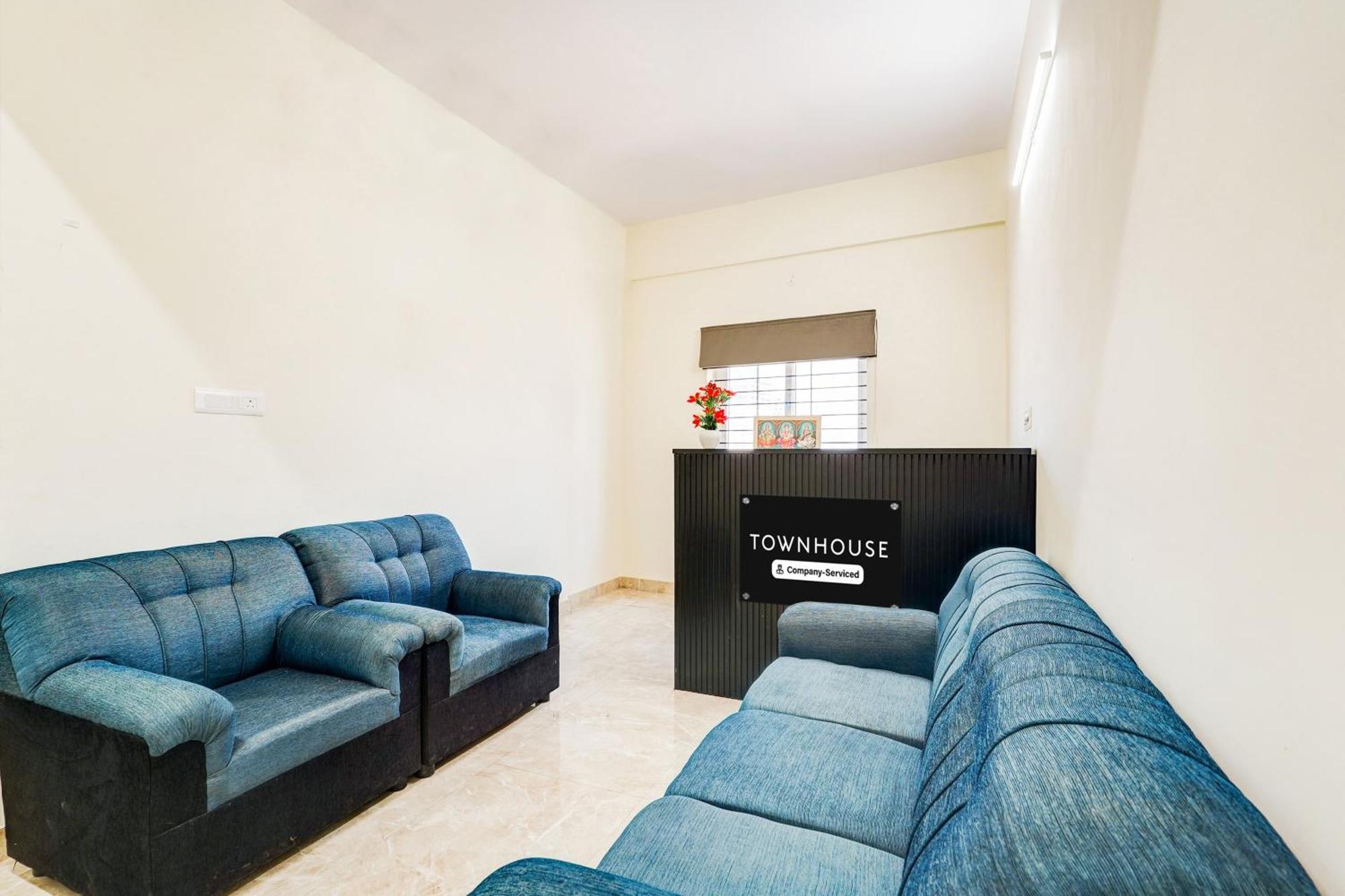 Super Townhouse Hennur Prakruthi Layout Hotel Bangalore