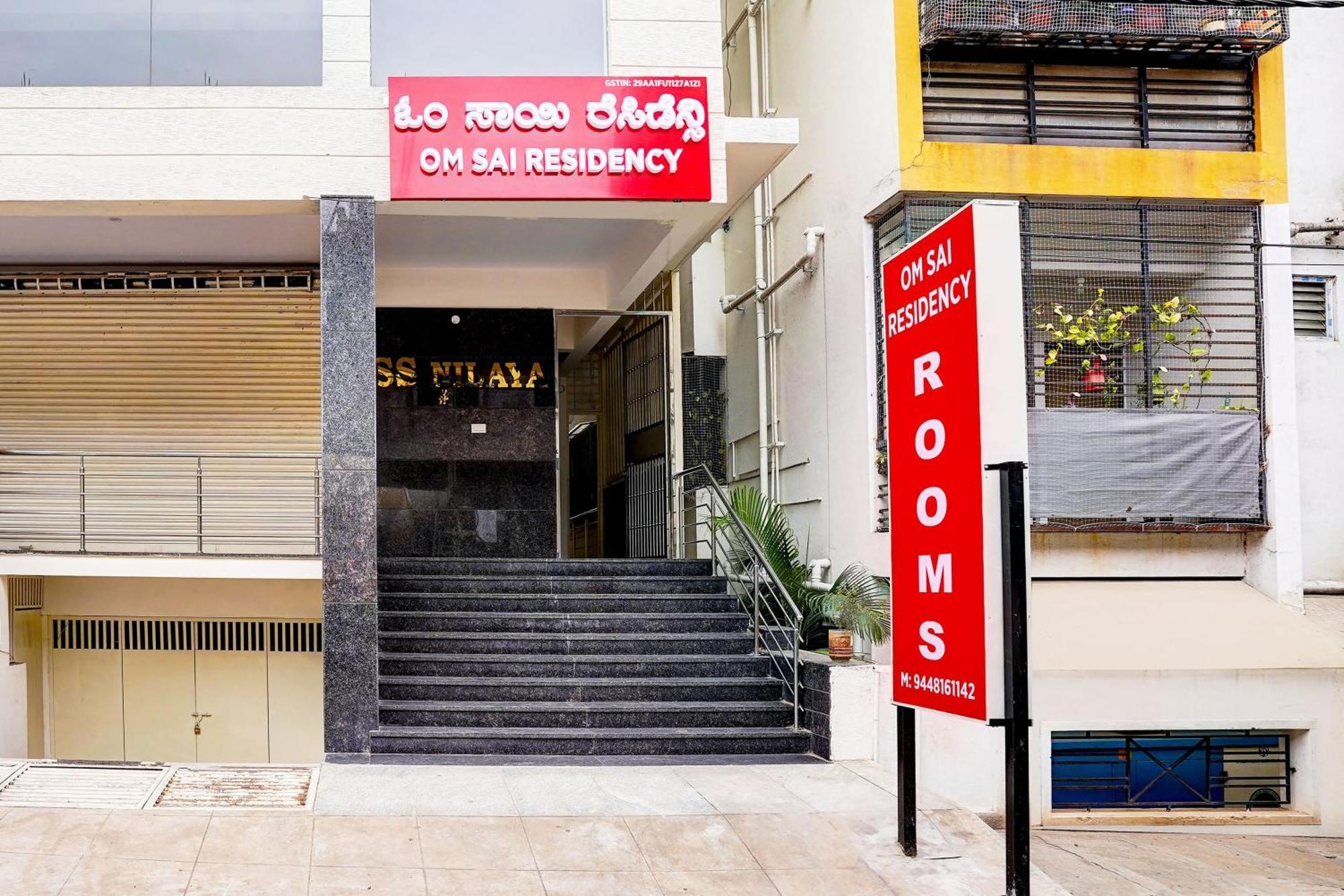 O 82950 Om Sai Residency 3*