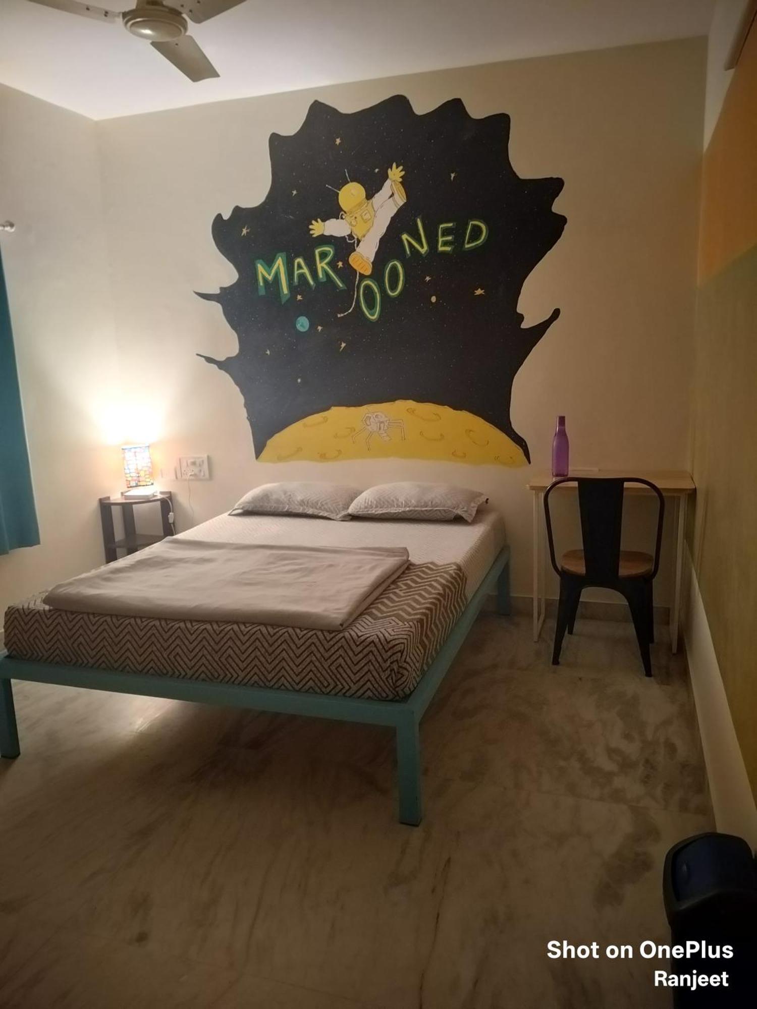 Hostel The Hood