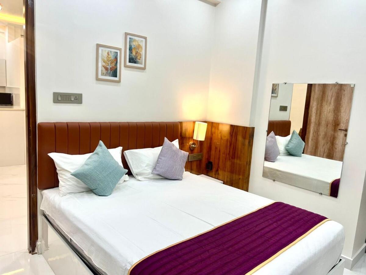 Apartment Private Luxury 1 Bhk With Ac And 2 Bath At Brookfield