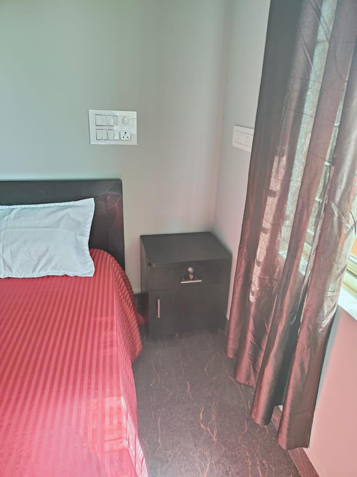 Guest house Samuels Comfort Homes *