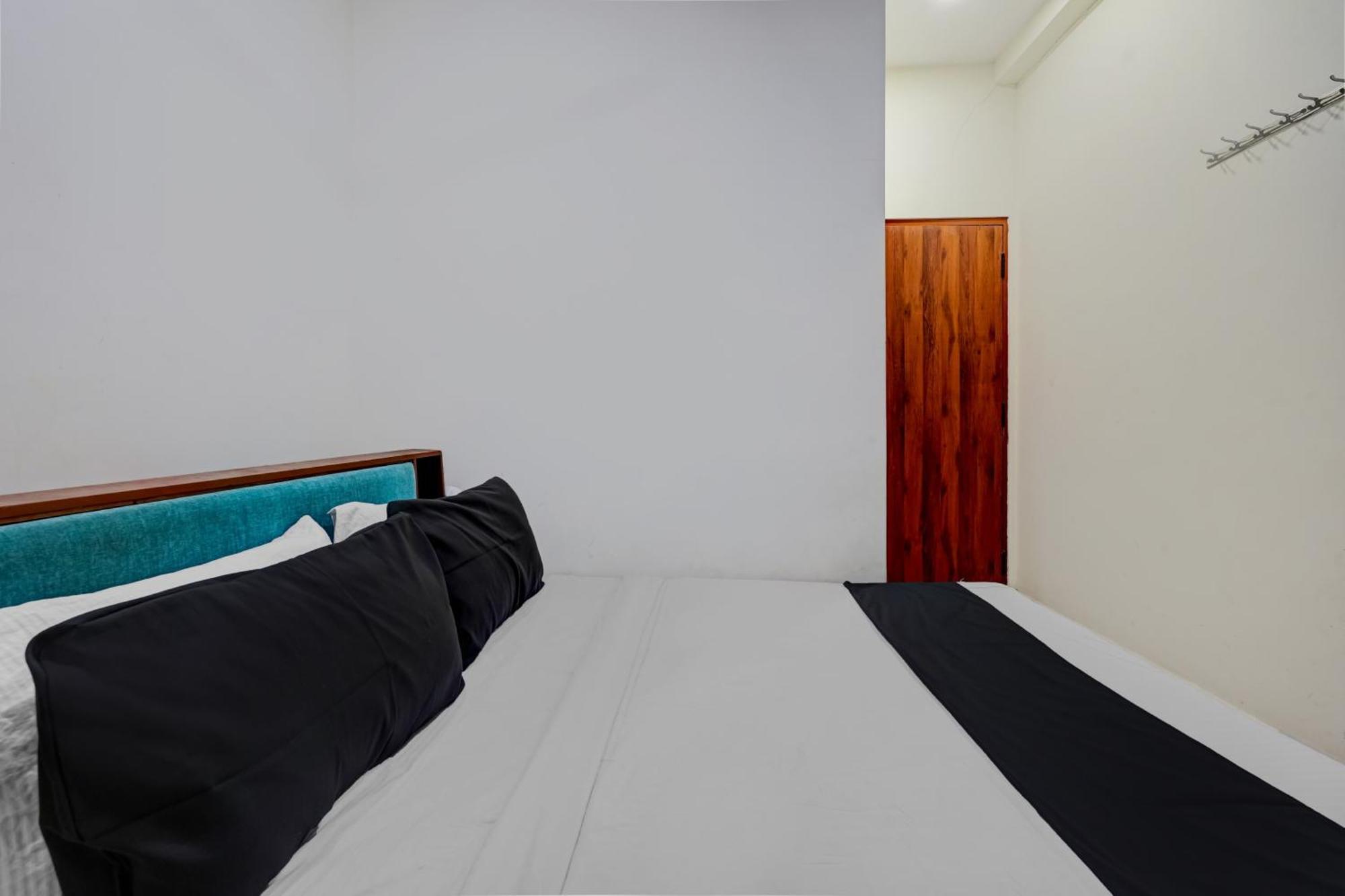 Hotel O Chamundeshwari Comfort Bangalore