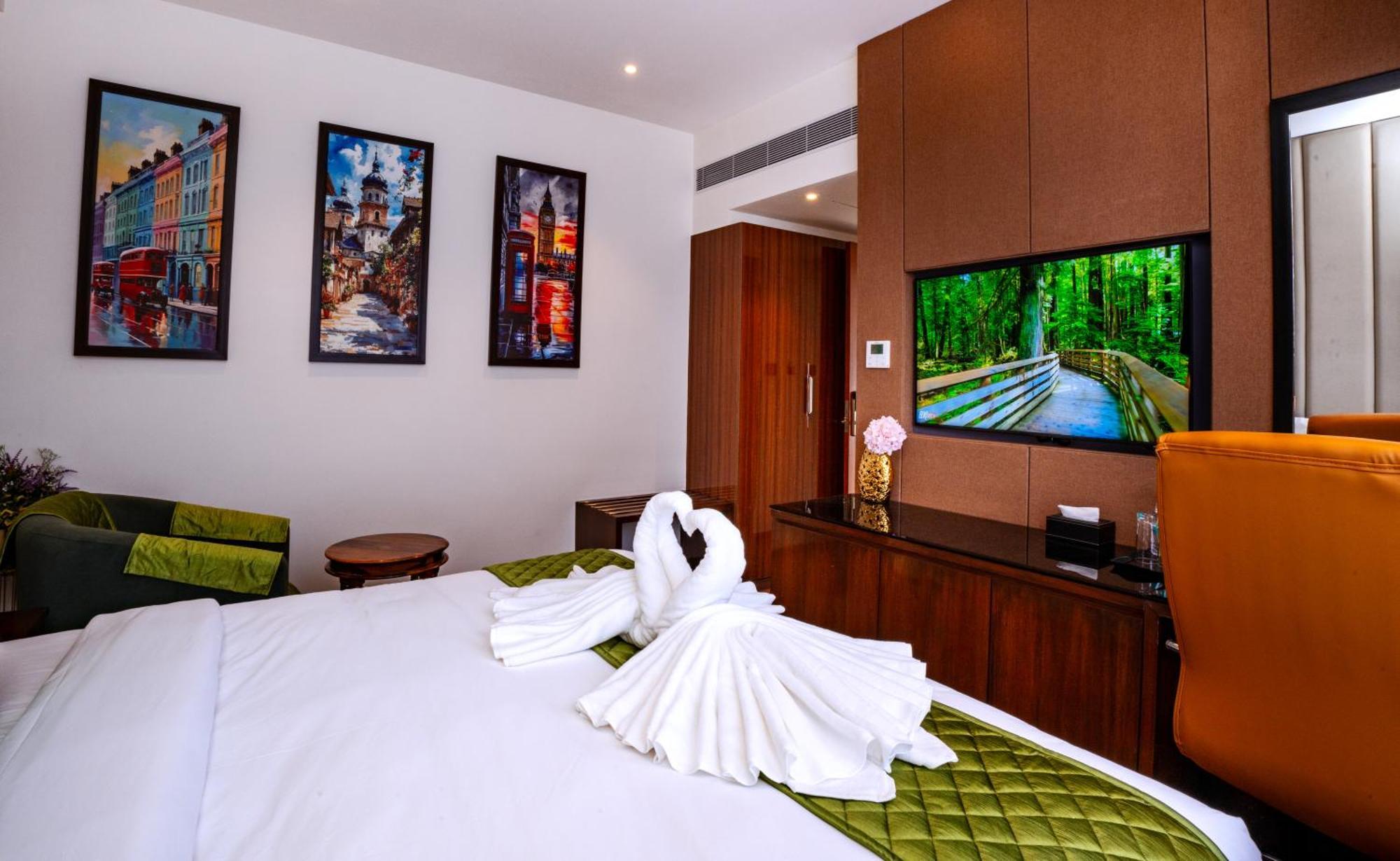 Hotel Paramos Meeds Madiwala Bangalore