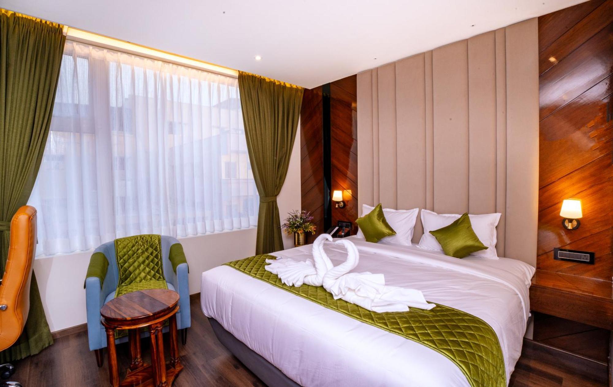 Hotel Paramos Meeds Madiwala