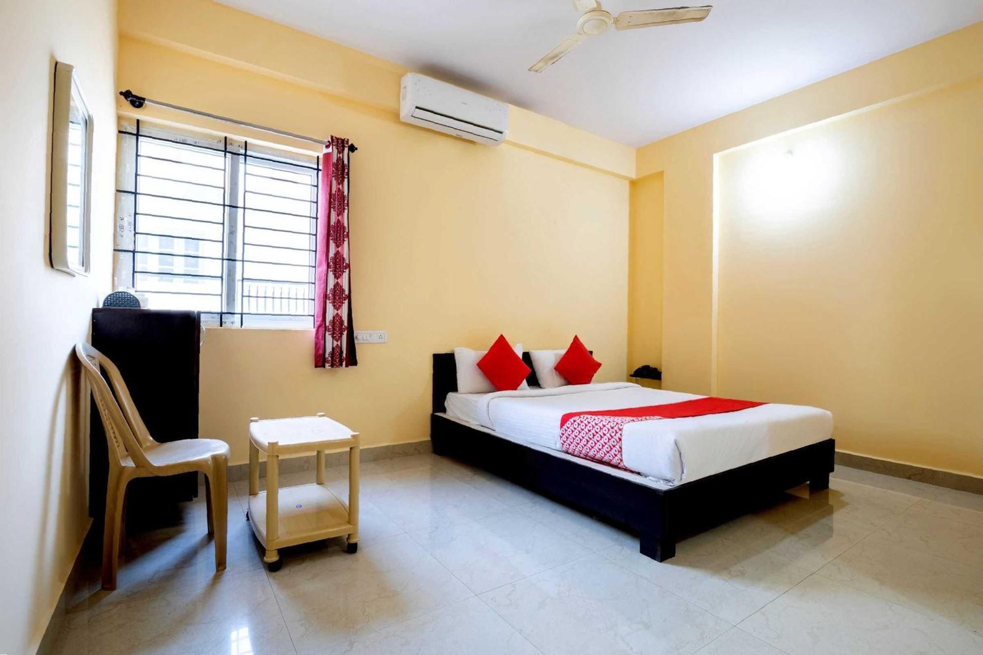 Hotel O Ashraya Comforts 4*