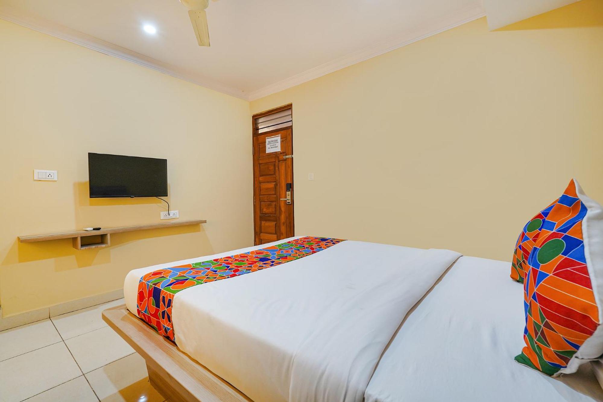 Fabhotel Bns Comforts 3* Bangalore