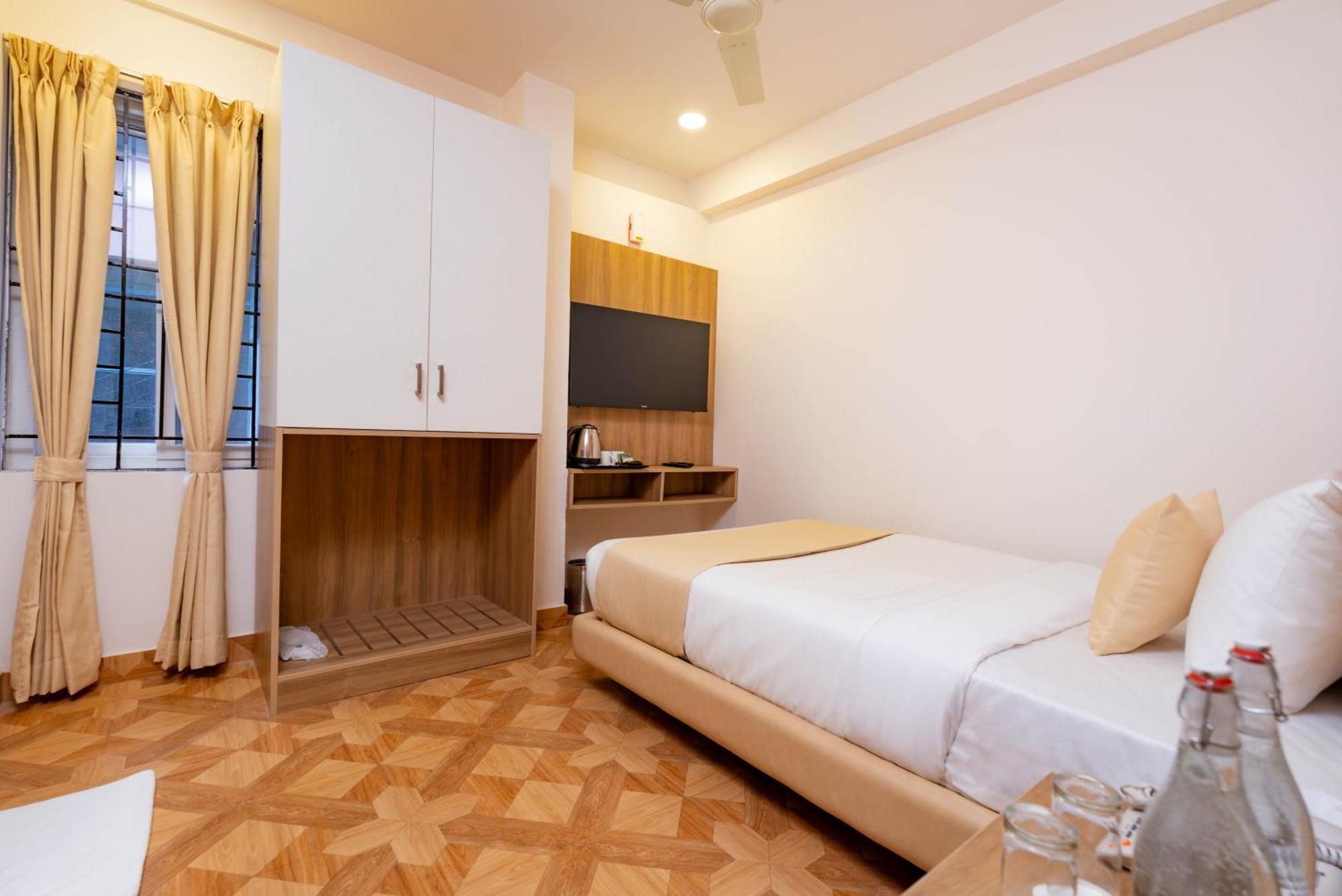 Hz Stories Hotel 3*