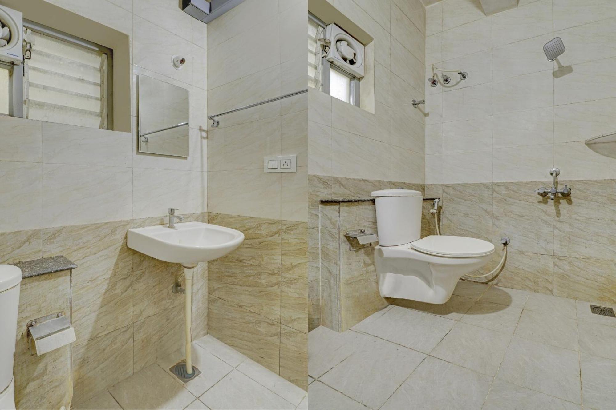 Hotel Capital O Champion Lotus Near Mantri Square Mall 3*