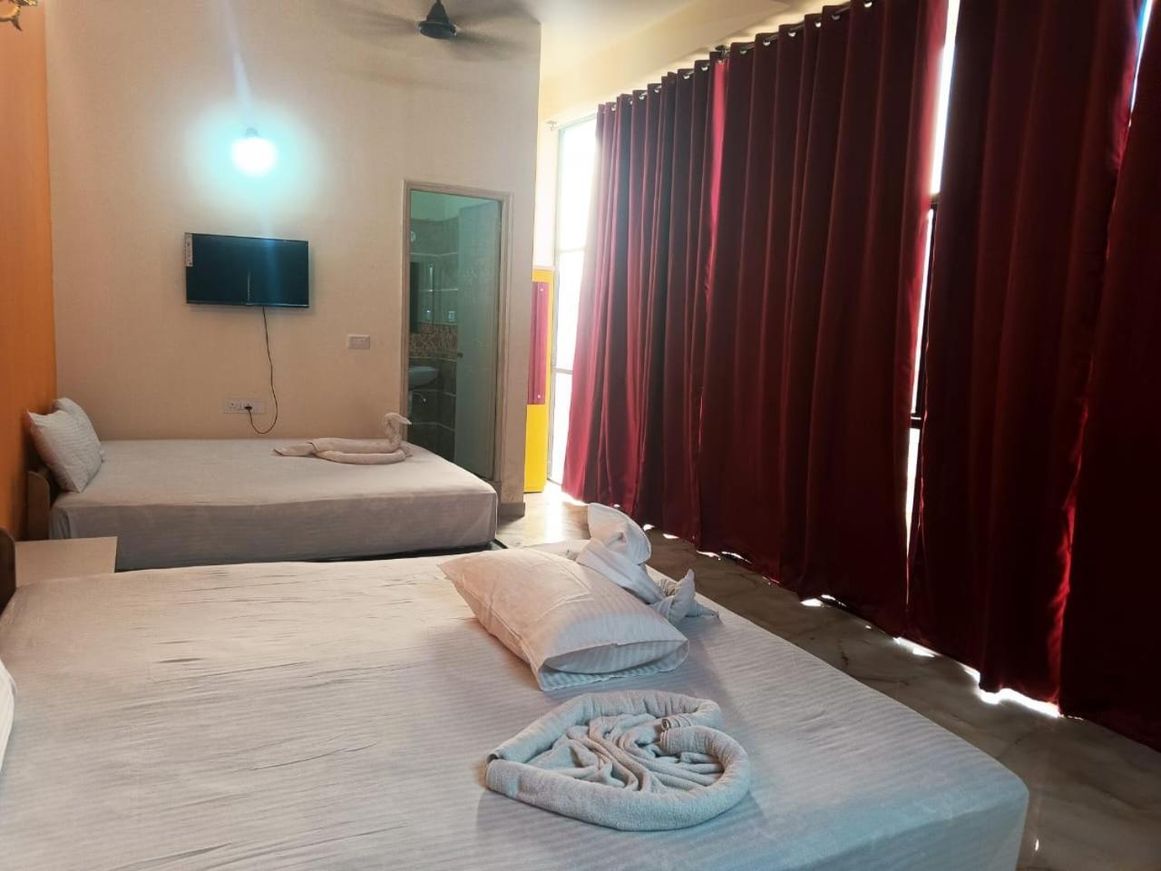 Hotel Royal Group Of