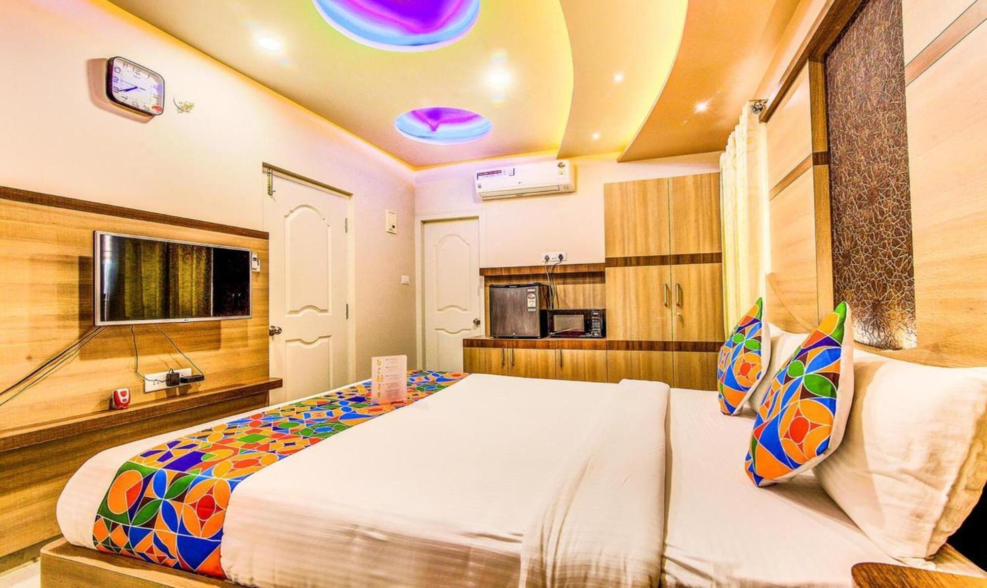 Fabhotel Emara Boutique Hotel