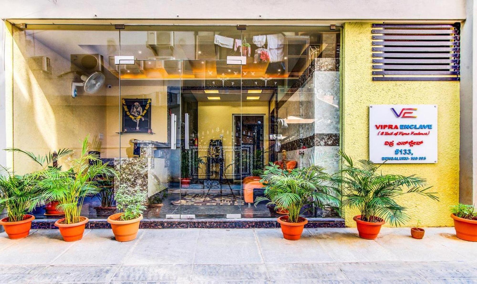 Hotel Fabhotel Emara Boutique Bangalore