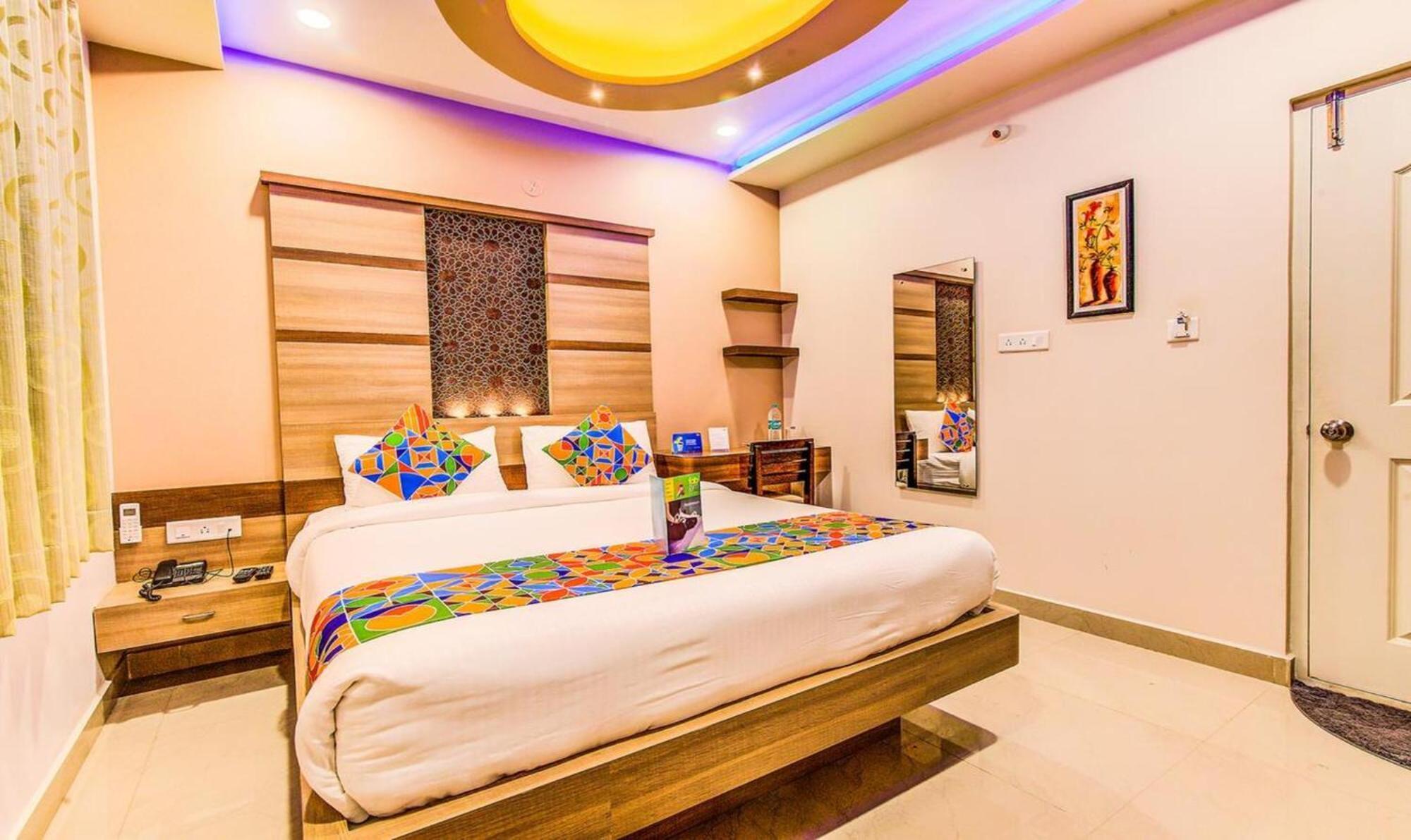 Hotel Fabhotel Emara Boutique