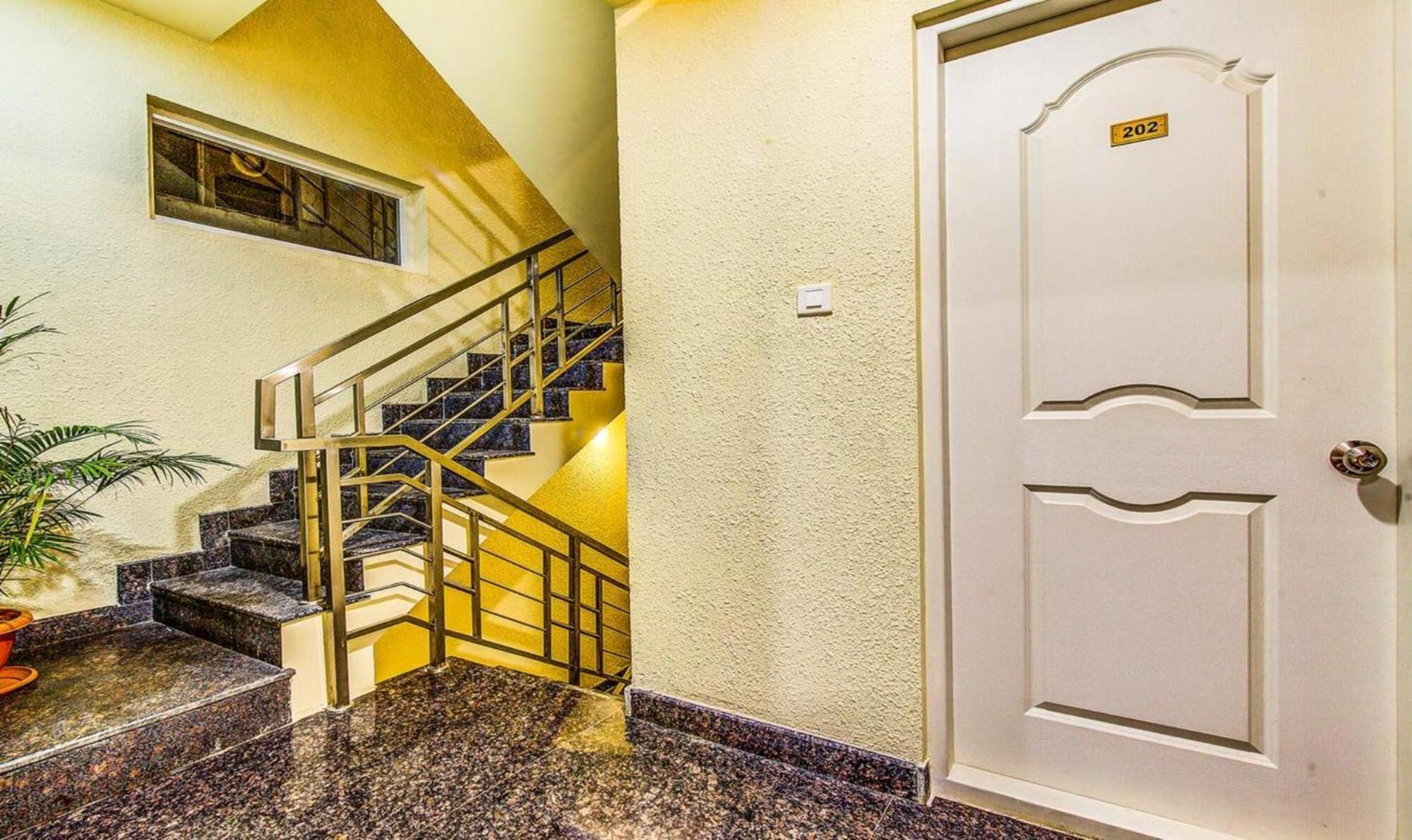 Hotel Fabhotel Emara Boutique Bangalore