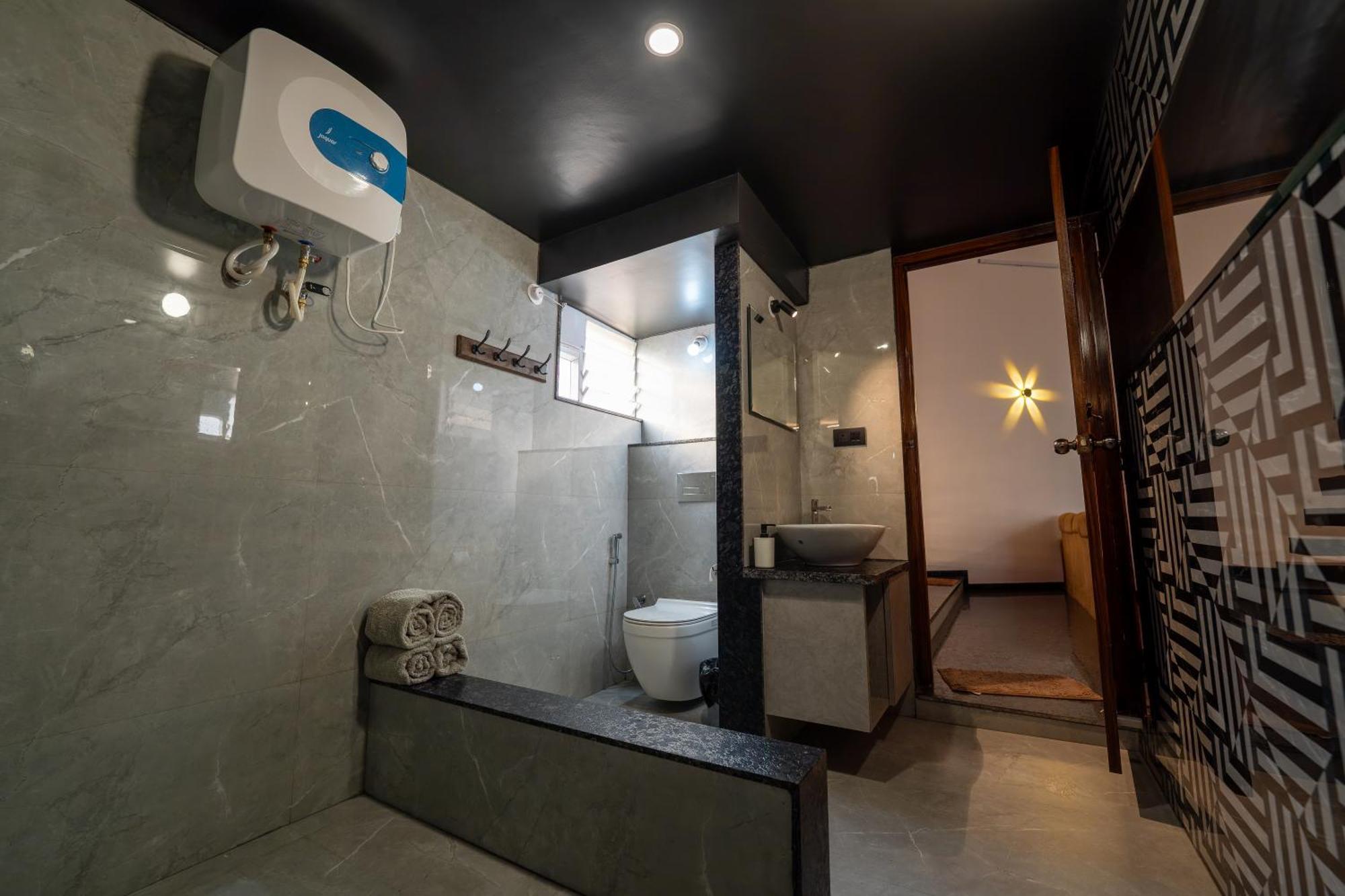Elysia - A Luxury Penthouse *