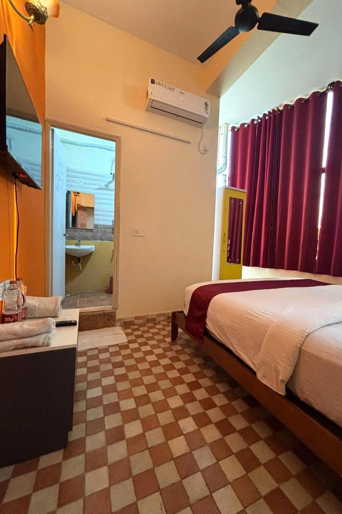 Royal Group Of Hotel