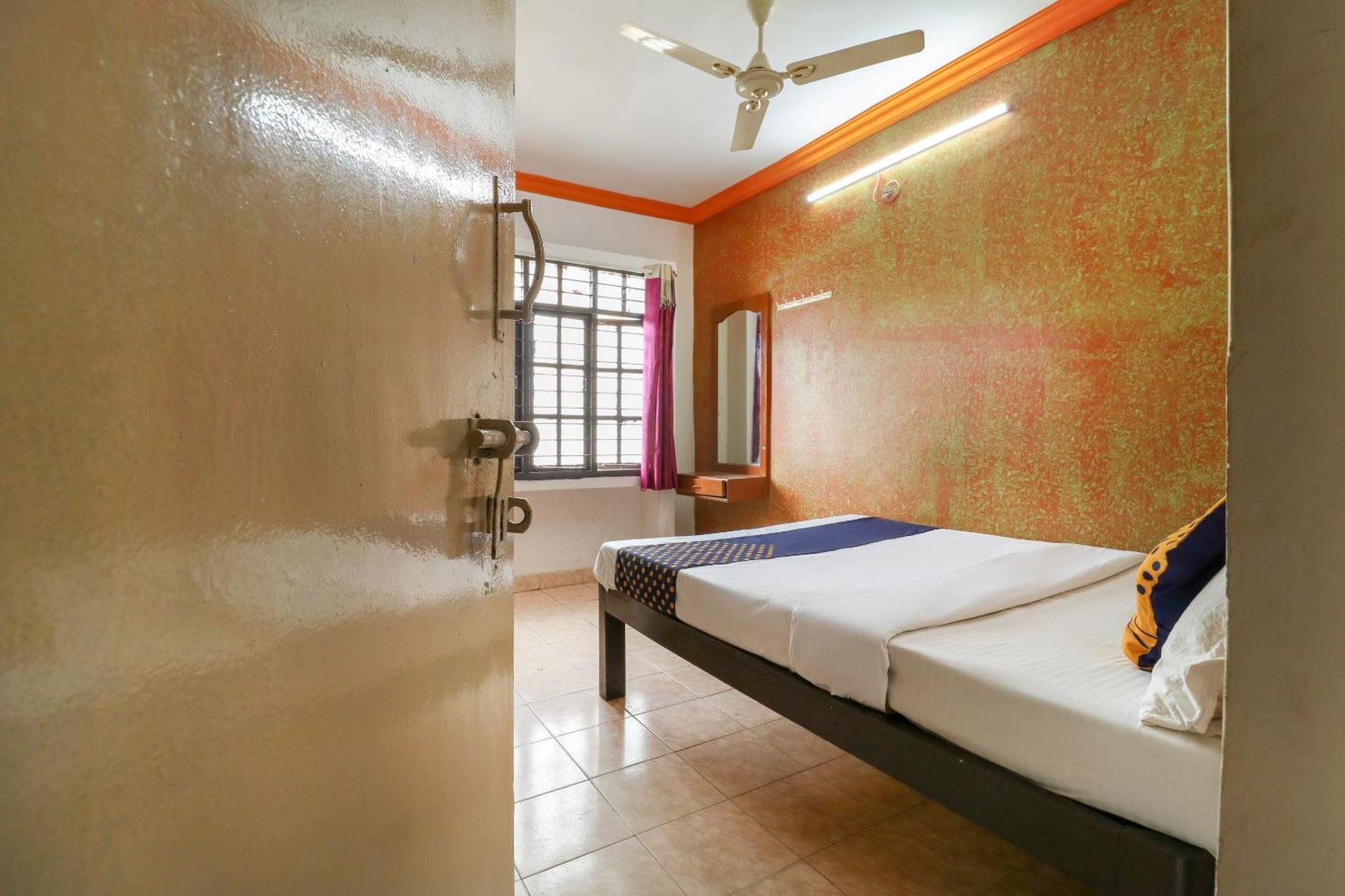 Spot On Balaji Residency Near Yeshwantupur Railway Station Hotel